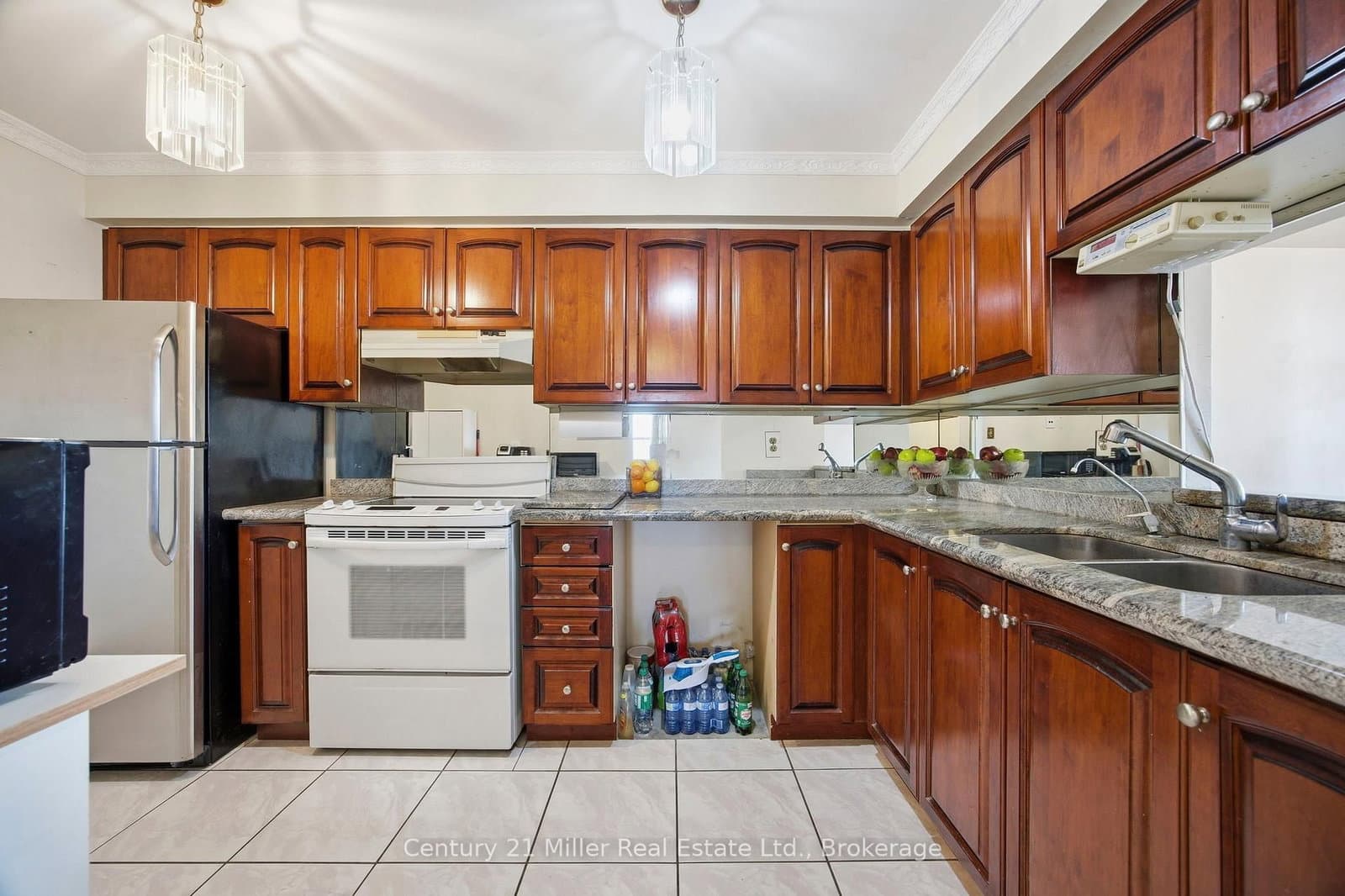 3845 Lake Shore Boulevard W, Unit 411 thumbnail 4