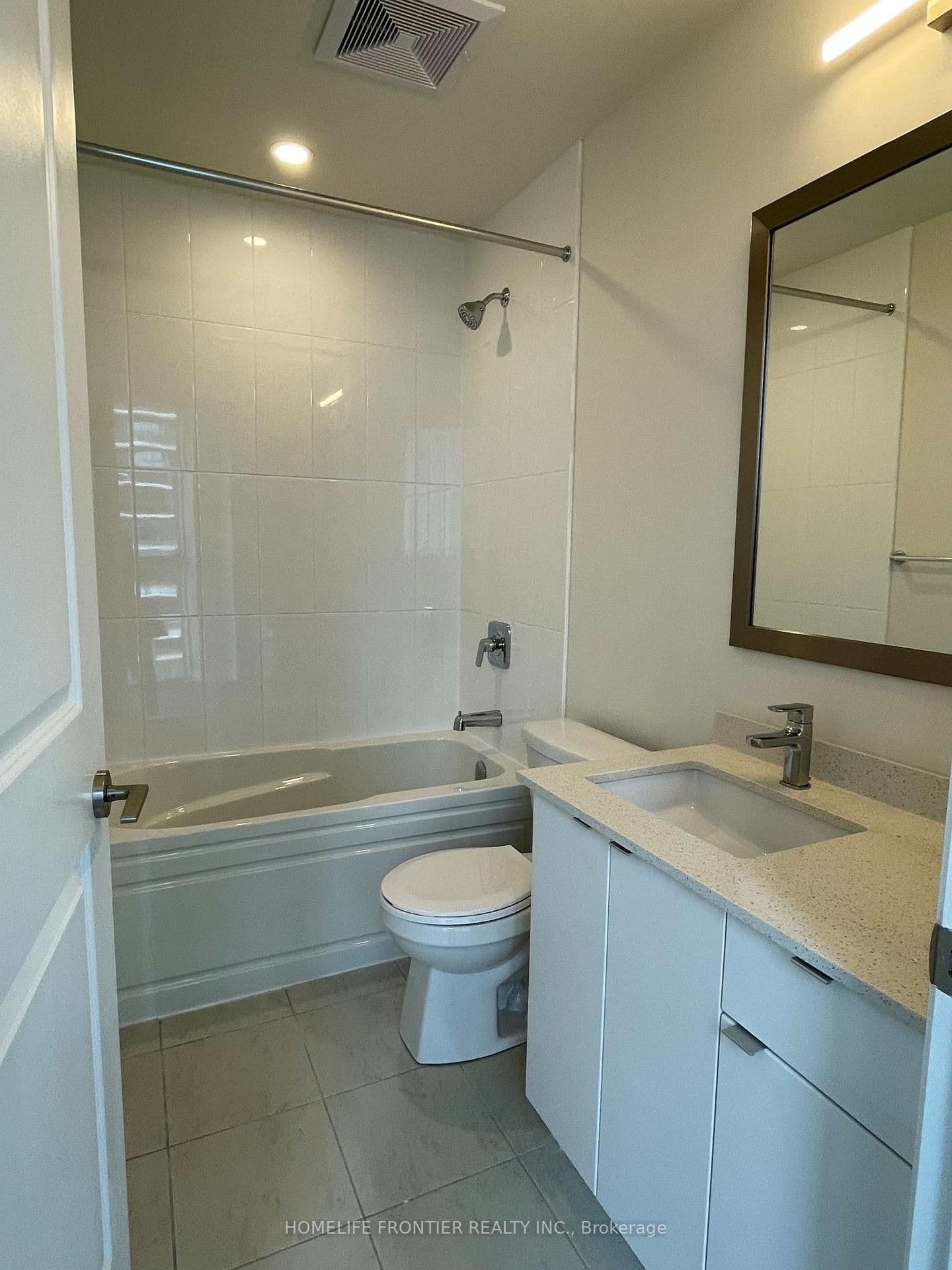 50 S Thomas Riley Road SE, Unit 517 thumbnail 4