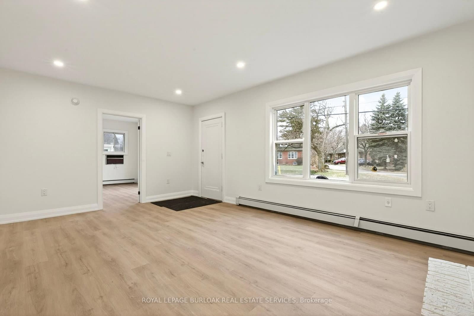 1012 North Shore Boulevard E thumbnail 5
