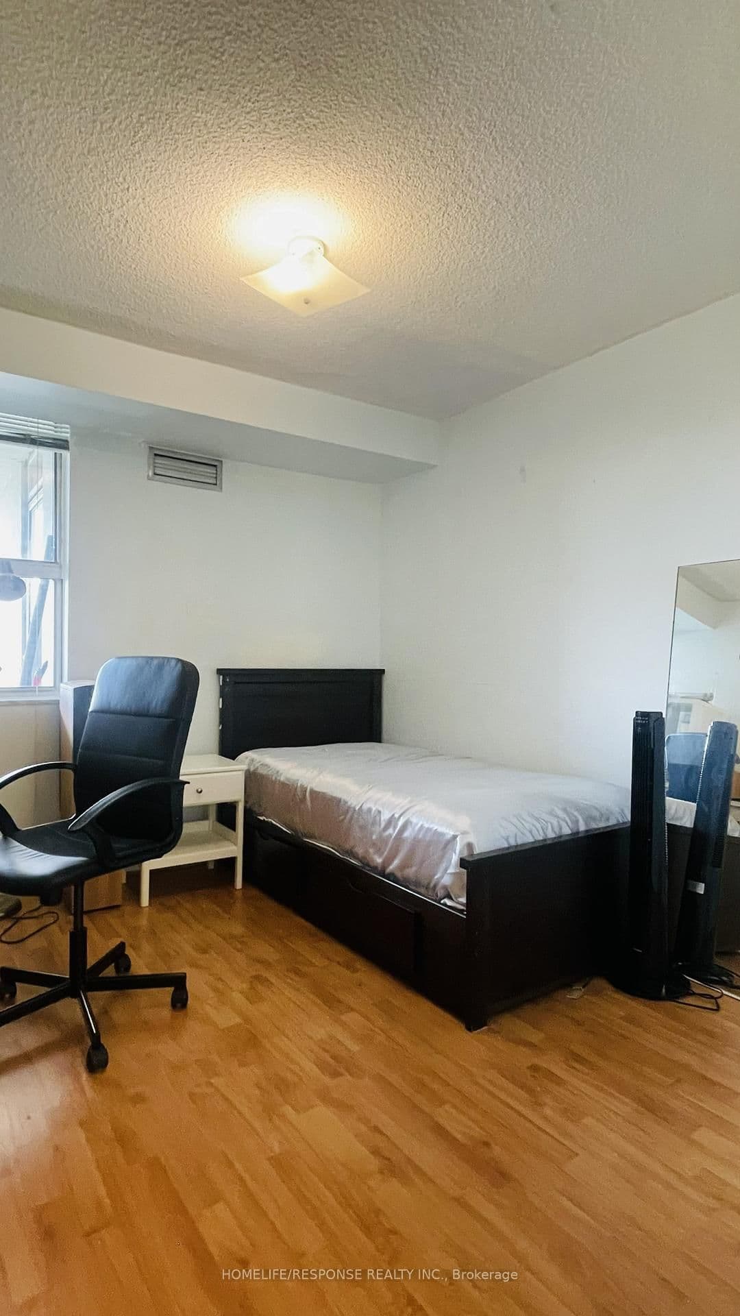 10 TOBERMORY Drive, Unit 1203 thumbnail 12