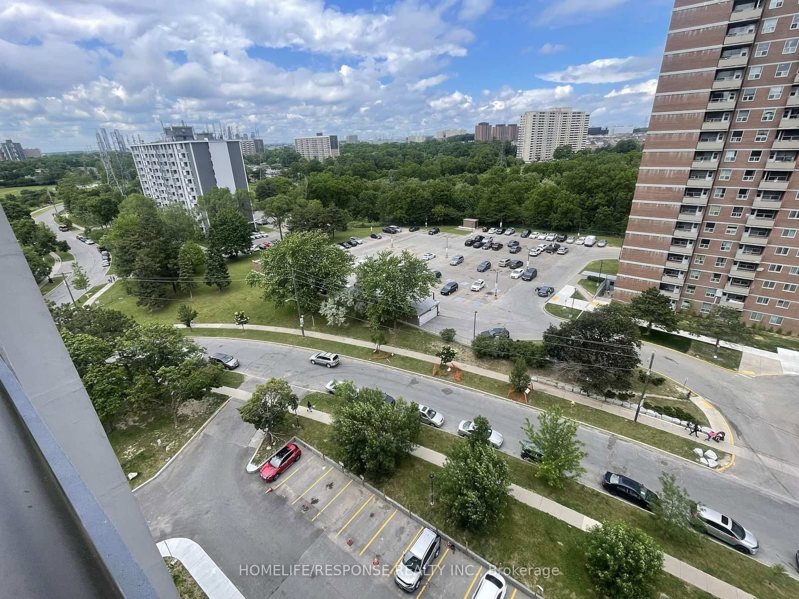 10 TOBERMORY Drive, Unit 1203 thumbnail 3