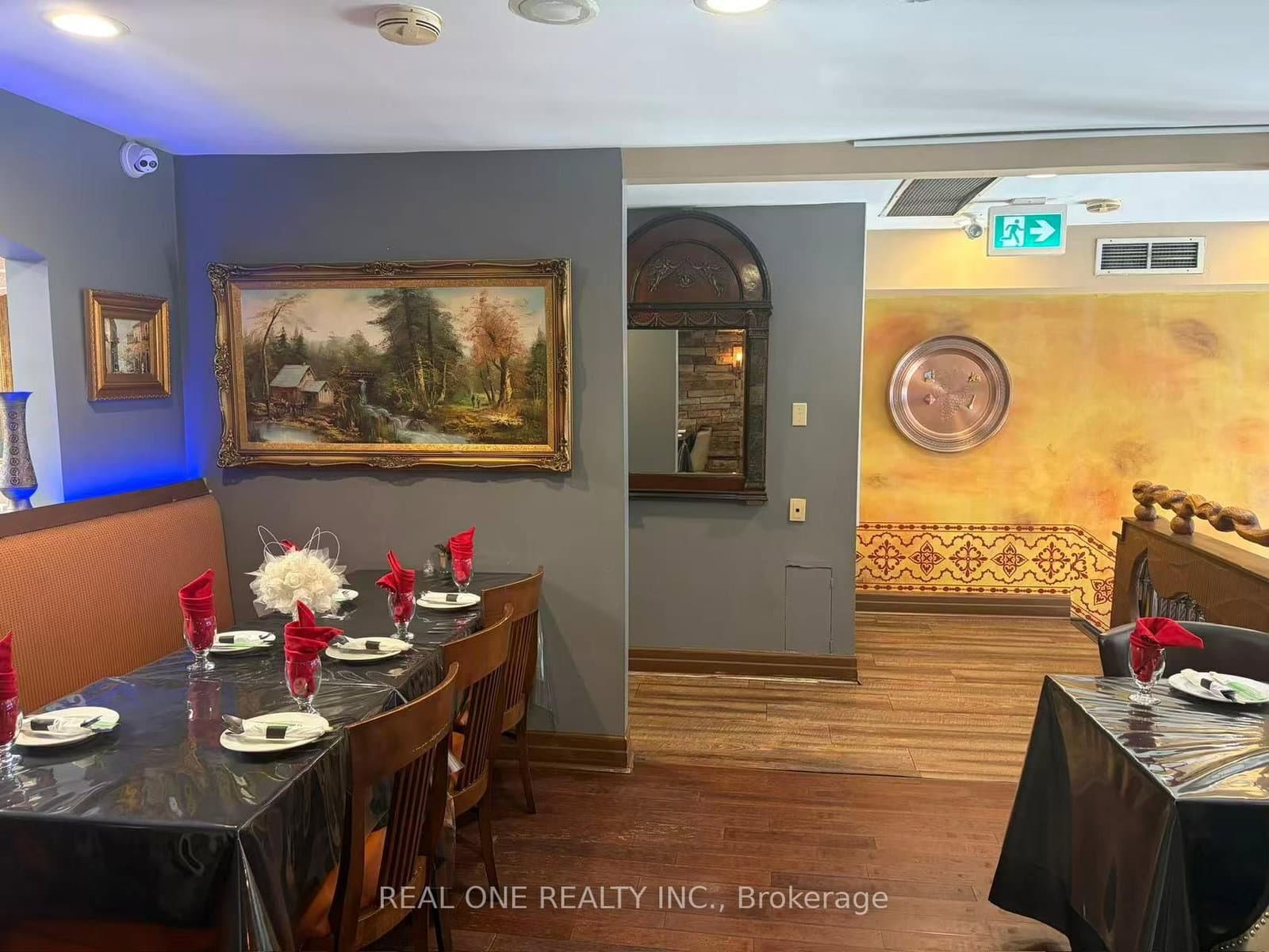 111 Trafalgar Road thumbnail 3
