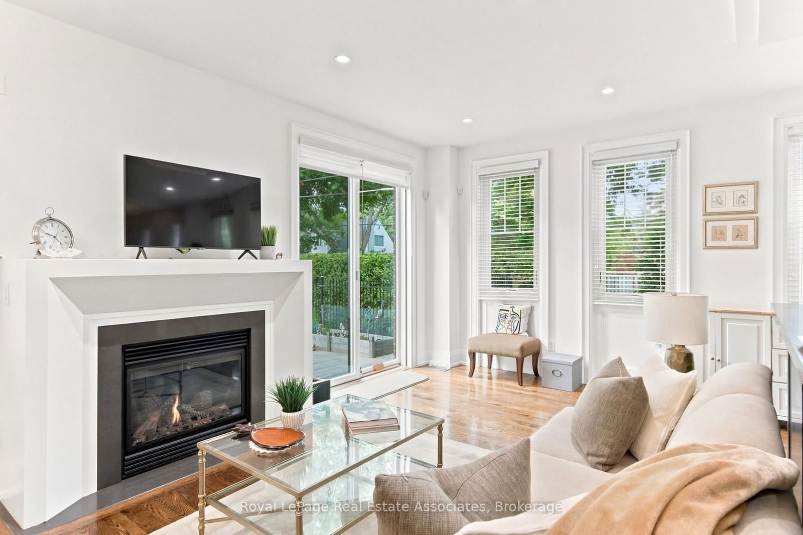 32 Jopling Avenue N thumbnail 21