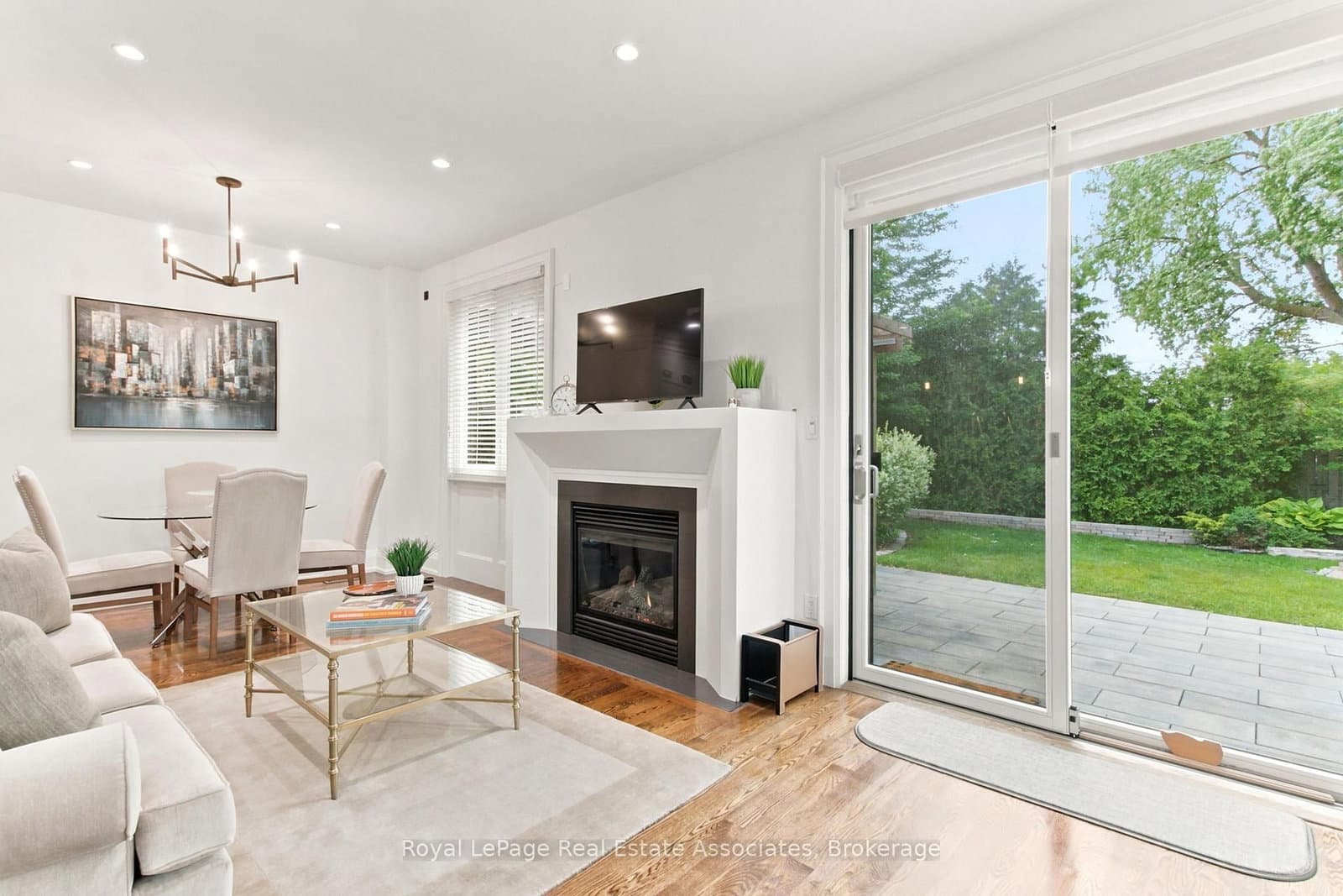 32 Jopling Avenue N thumbnail 22