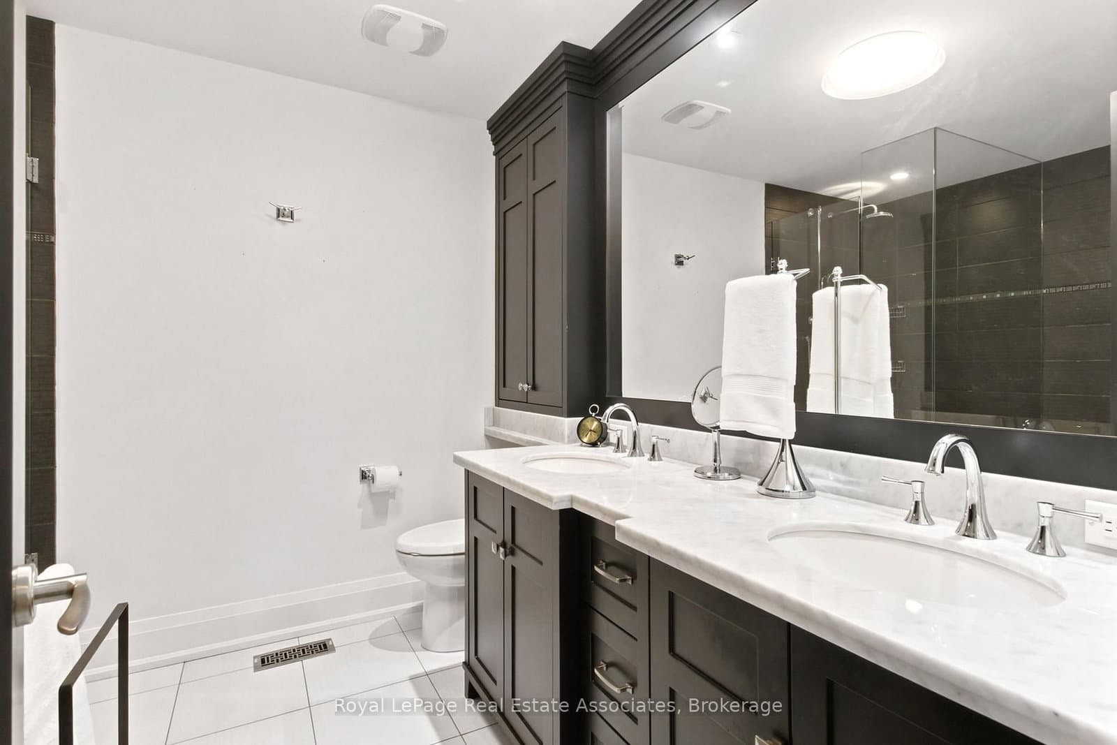 32 Jopling Avenue N thumbnail 25