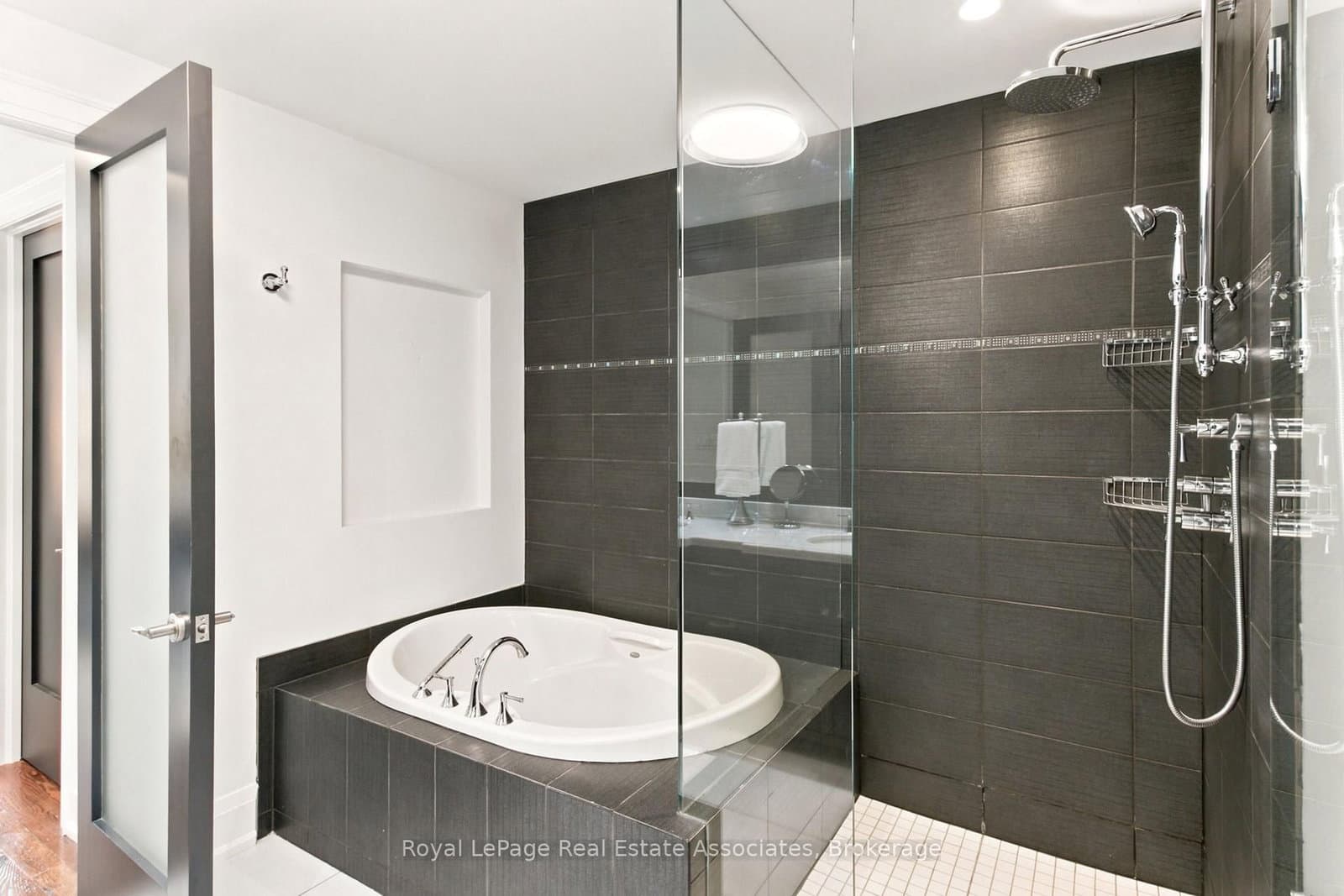32 Jopling Avenue N thumbnail 26