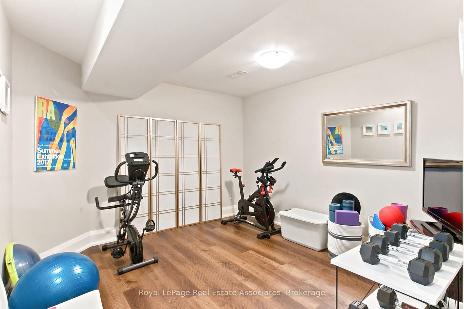 32 Jopling Avenue N thumbnail 37