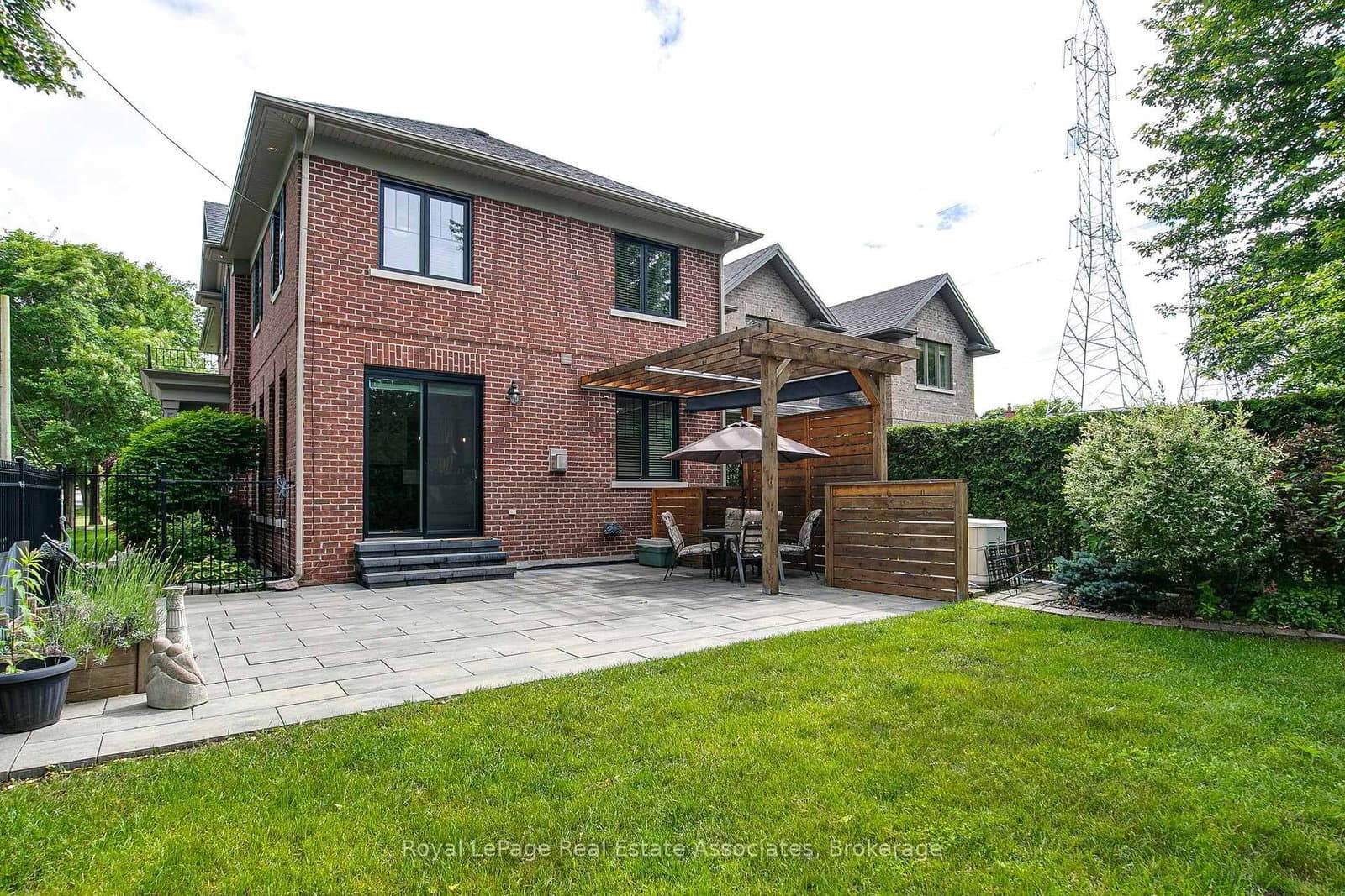 32 Jopling Avenue N thumbnail 46