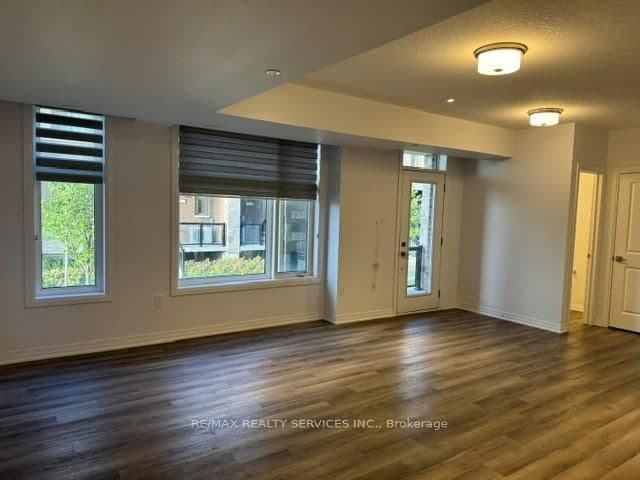 15 Fieldridge Crescent, Unit 1 thumbnail 8