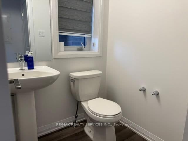 15 Fieldridge Crescent, Unit 1 thumbnail 9