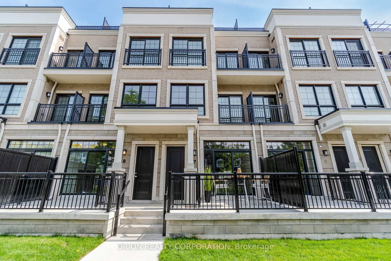 #7 - 95 Brookfield Road