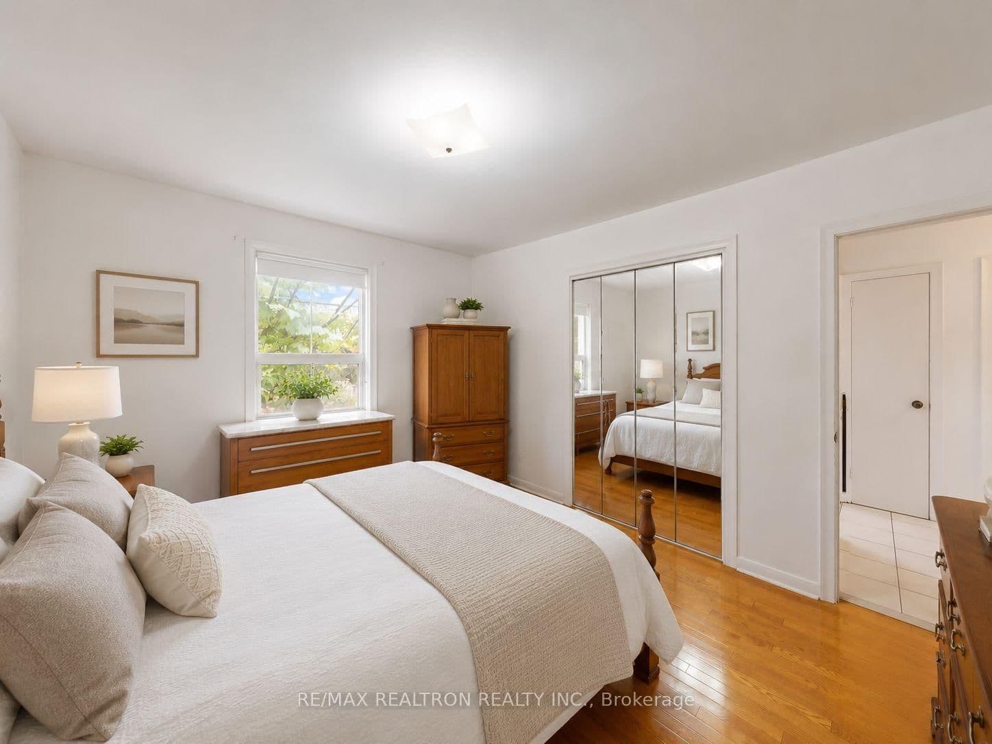 9 Clevedon Street E thumbnail 18