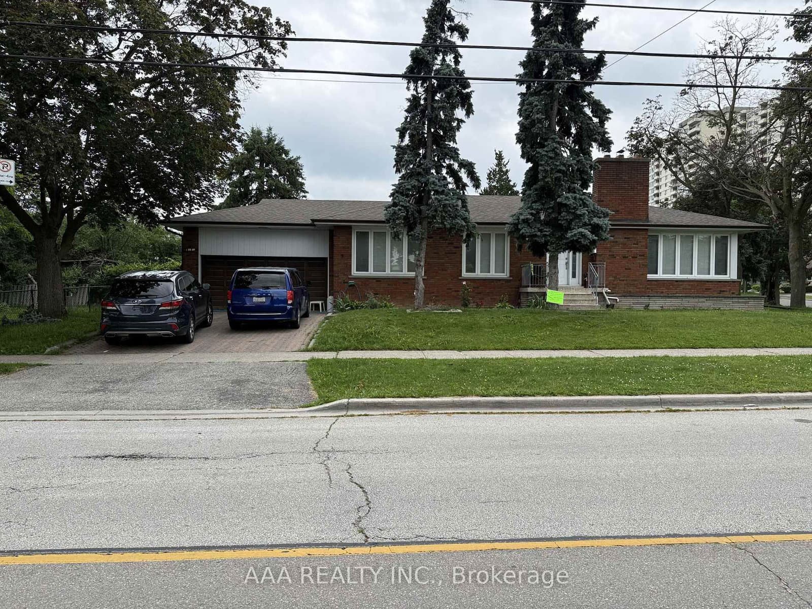 27 Kingsview Boulevard, Unit 1 (Lower Level) thumbnail 20
