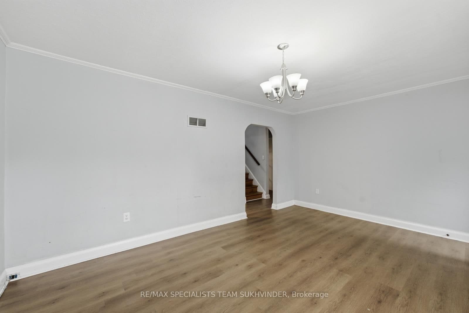 156 Mill Street S thumbnail 10
