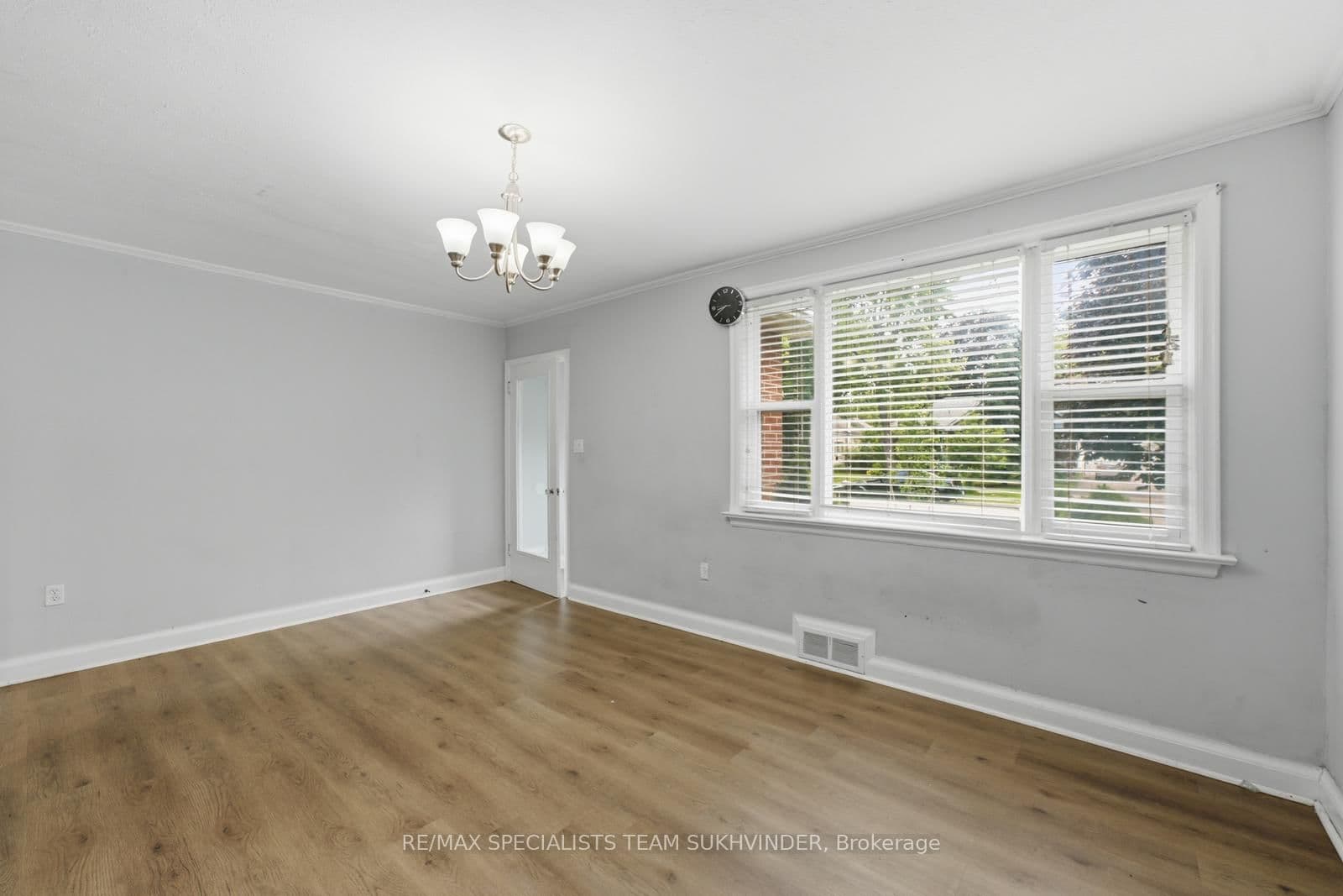 156 Mill Street S thumbnail 11