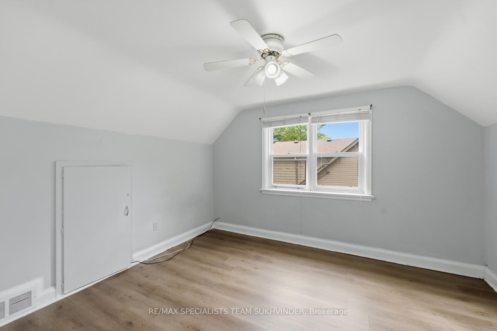 156 Mill Street S thumbnail 25