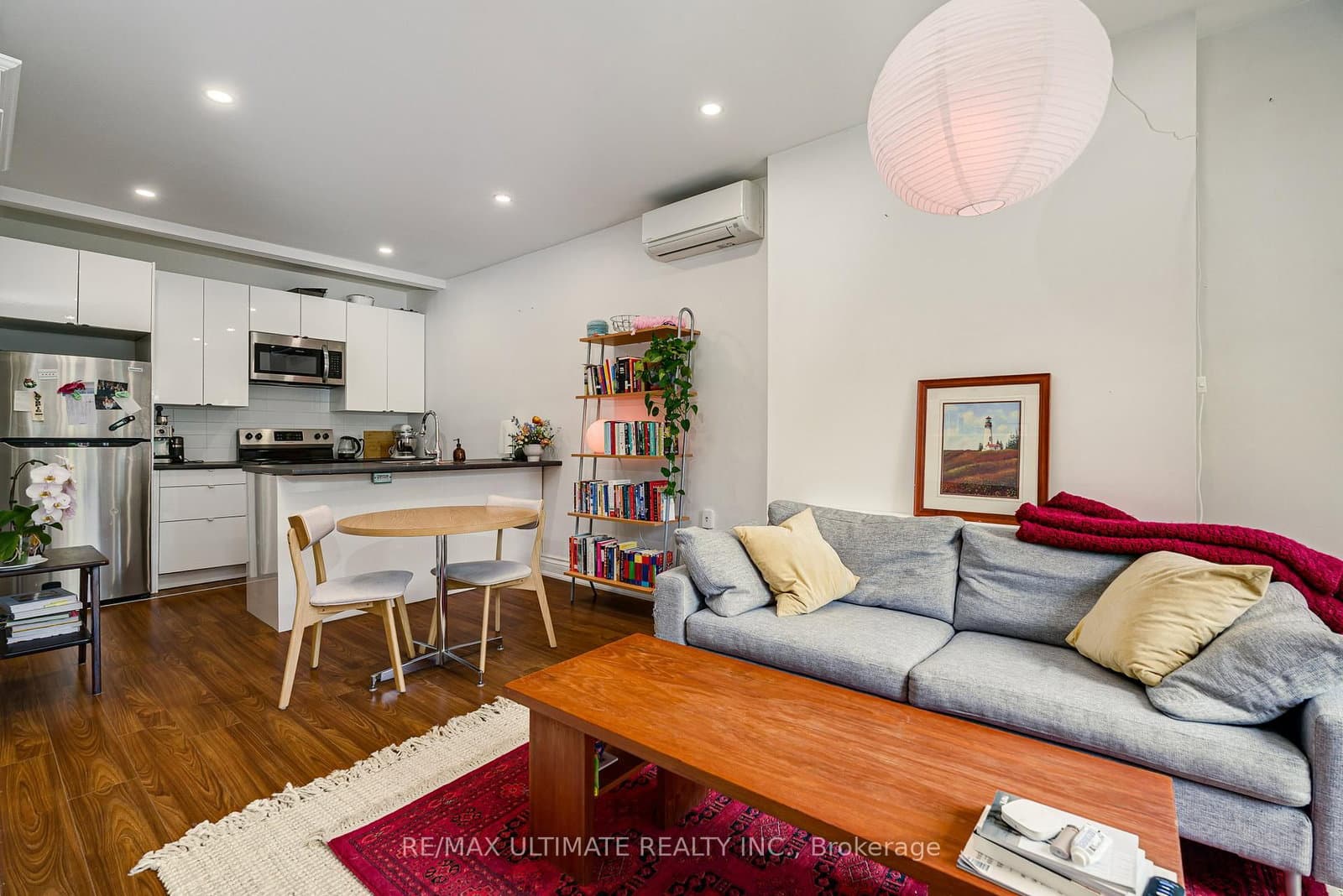 56 WRIGHT Avenue thumbnail 3