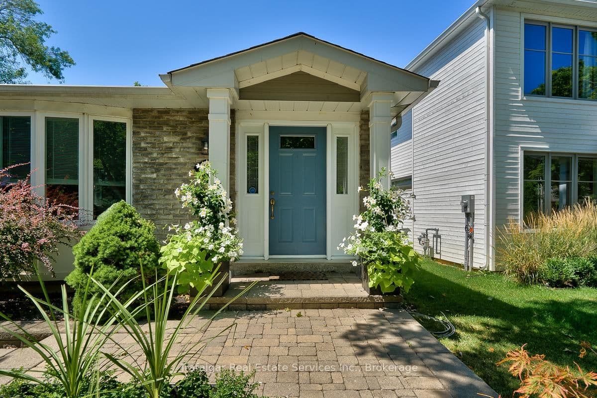 461 Maple Avenue thumbnail 2