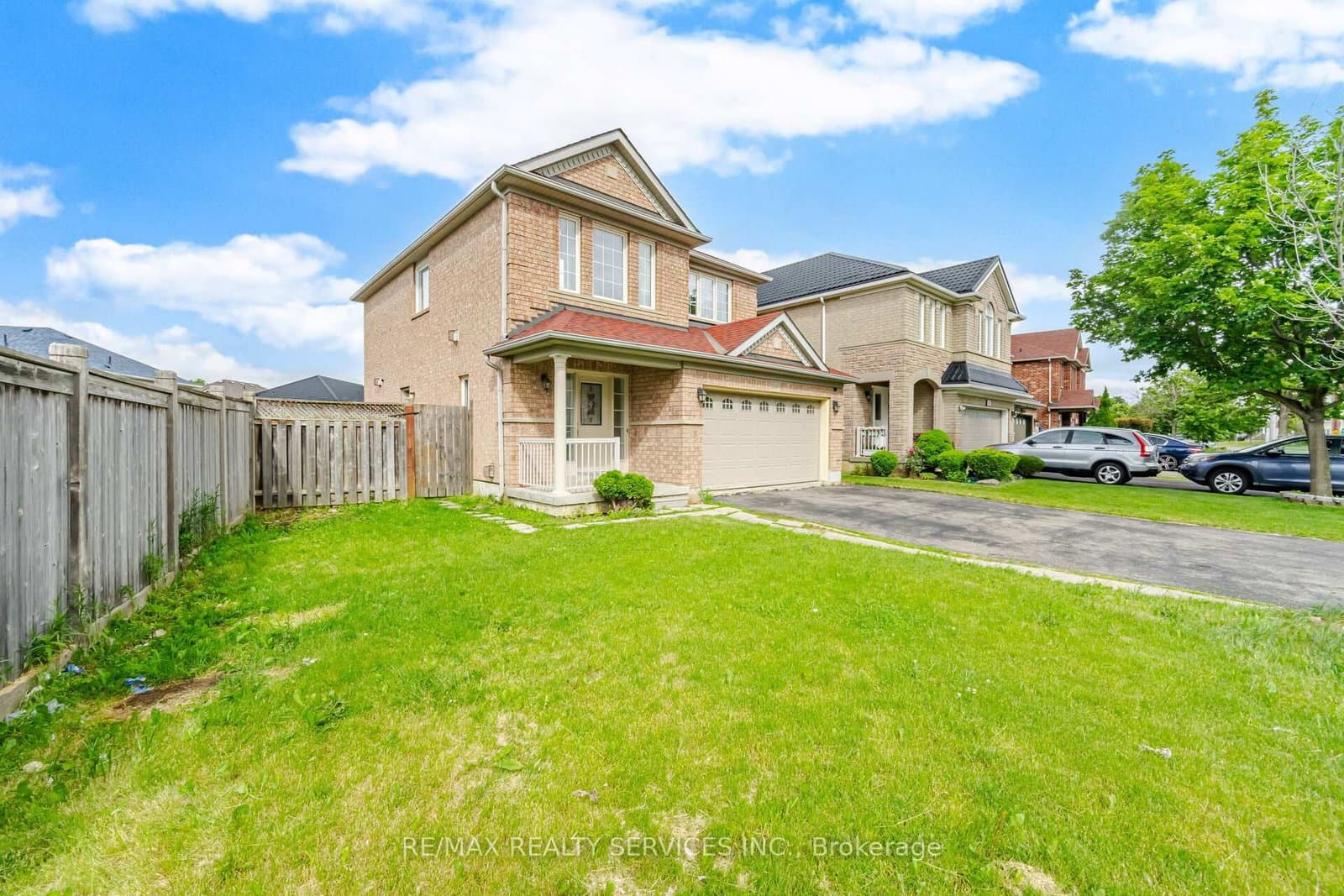 249 Sunny Meadow Boulevard thumbnail 4