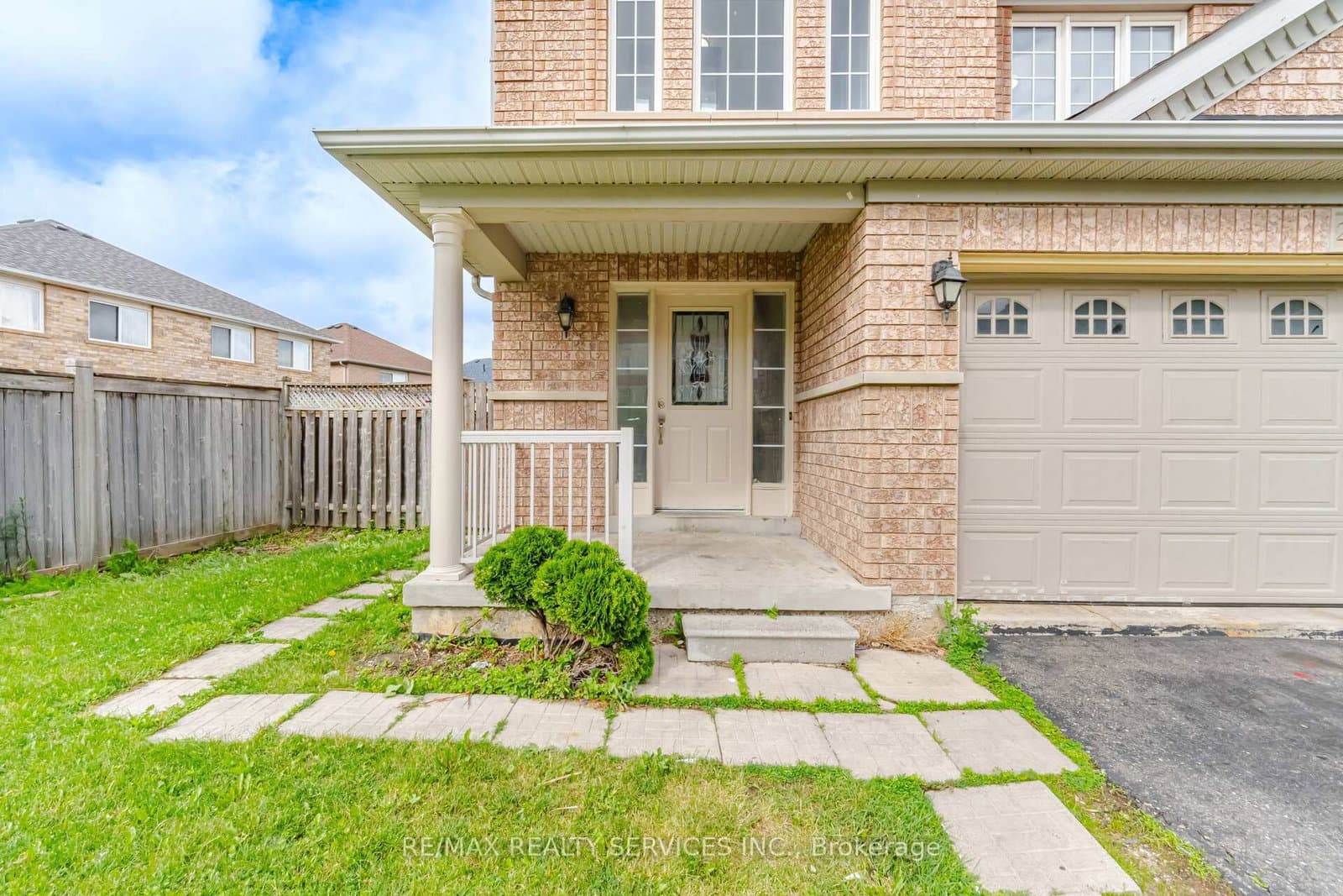 249 Sunny Meadow Boulevard thumbnail 5