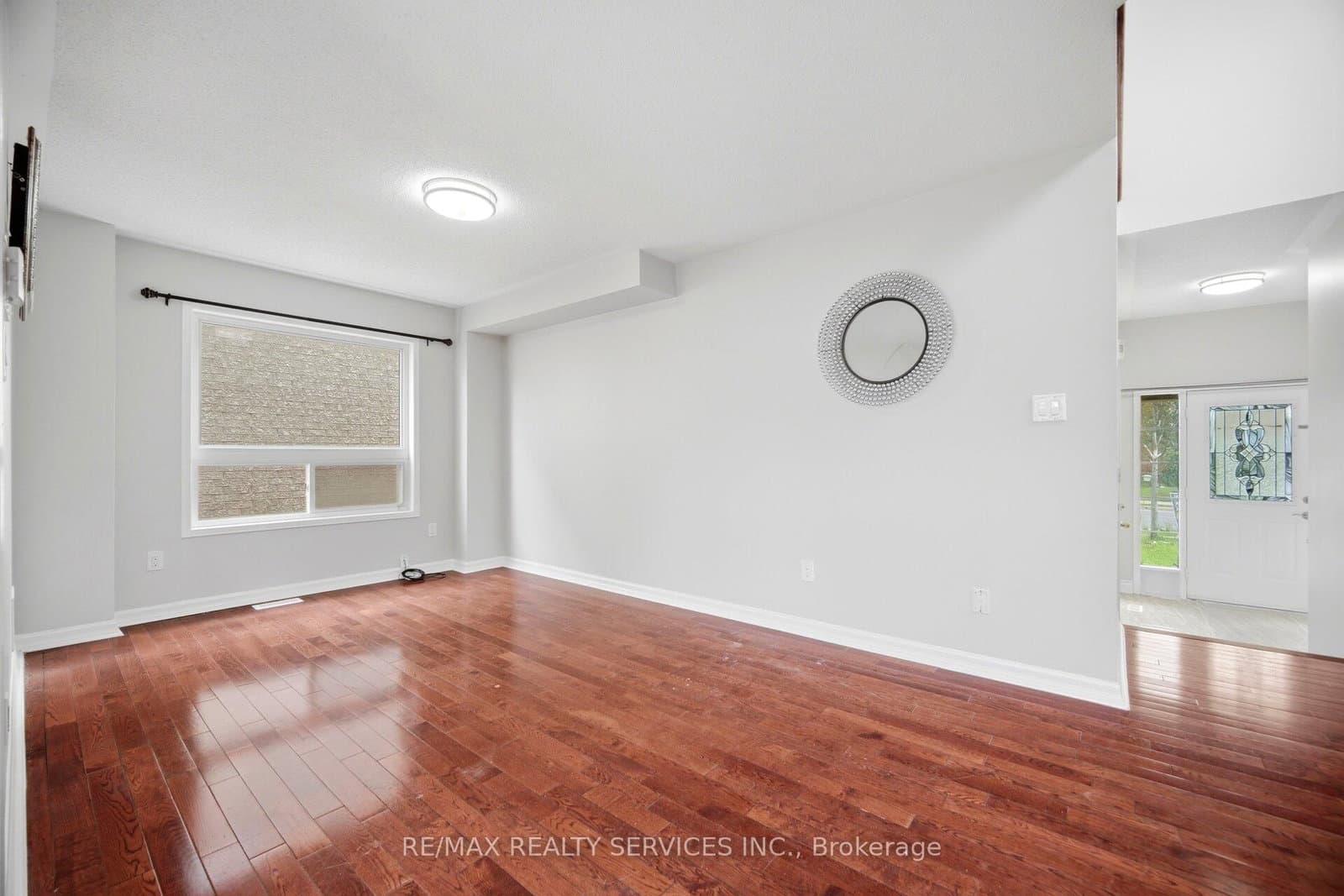 249 Sunny Meadow Boulevard thumbnail 9