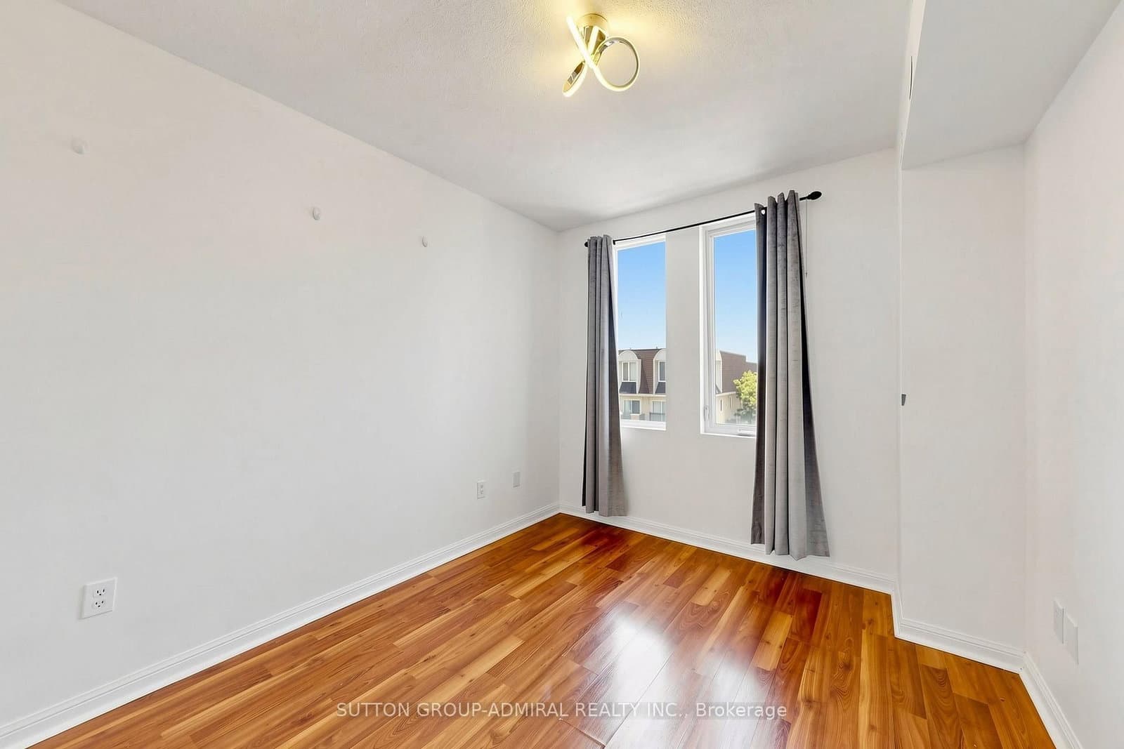 115 George Appleton Way, Unit 2131 thumbnail 16