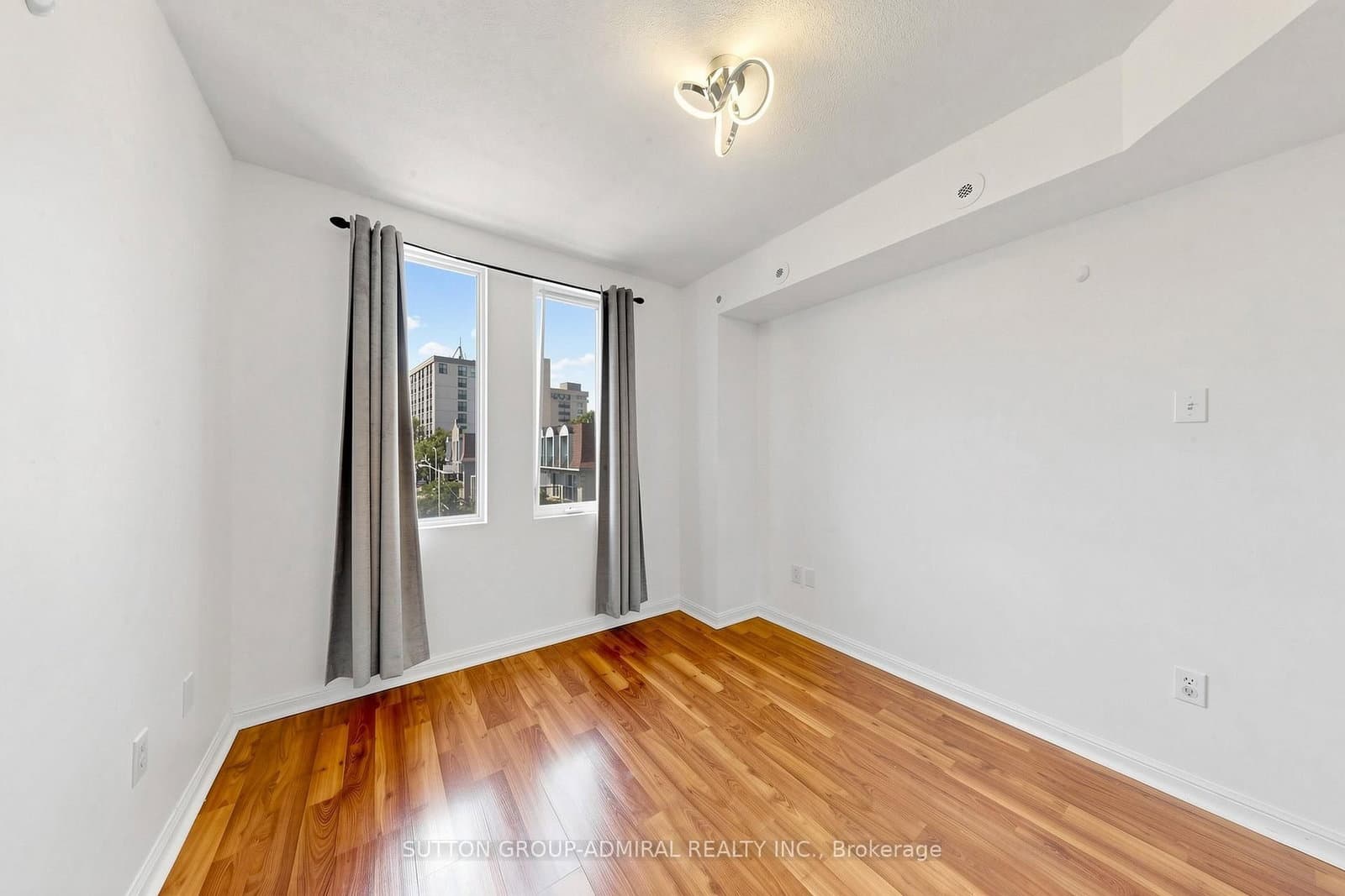 115 George Appleton Way, Unit 2131 thumbnail 17