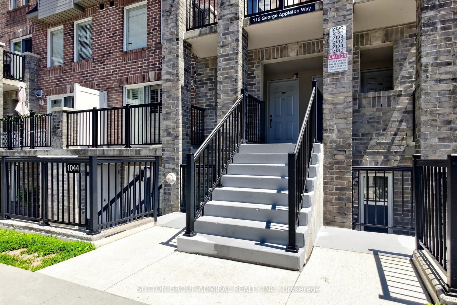 115 George Appleton Way, Unit 2131 thumbnail 3