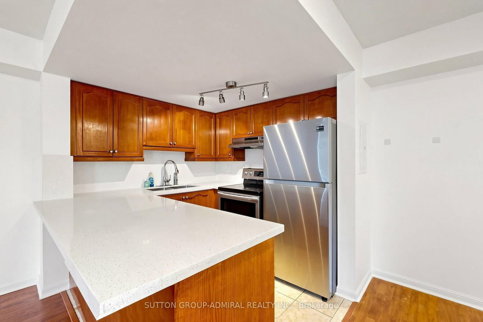 115 George Appleton Way, Unit 2131 thumbnail 7