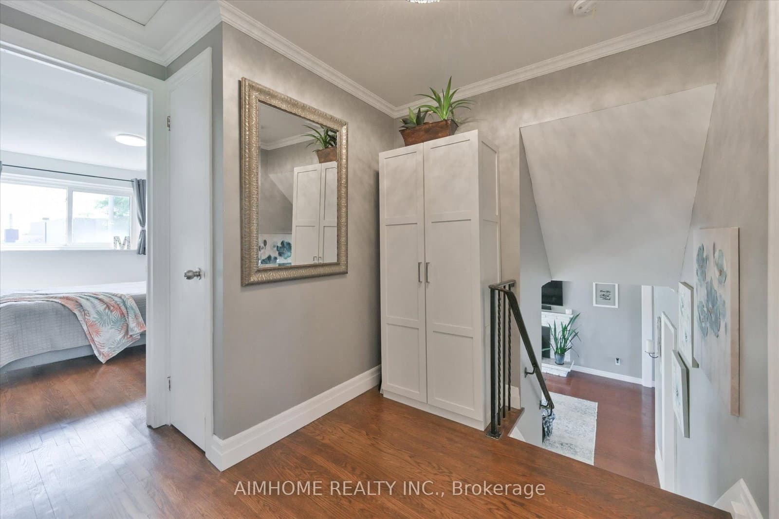 232 McMurchy Avenue thumbnail 18