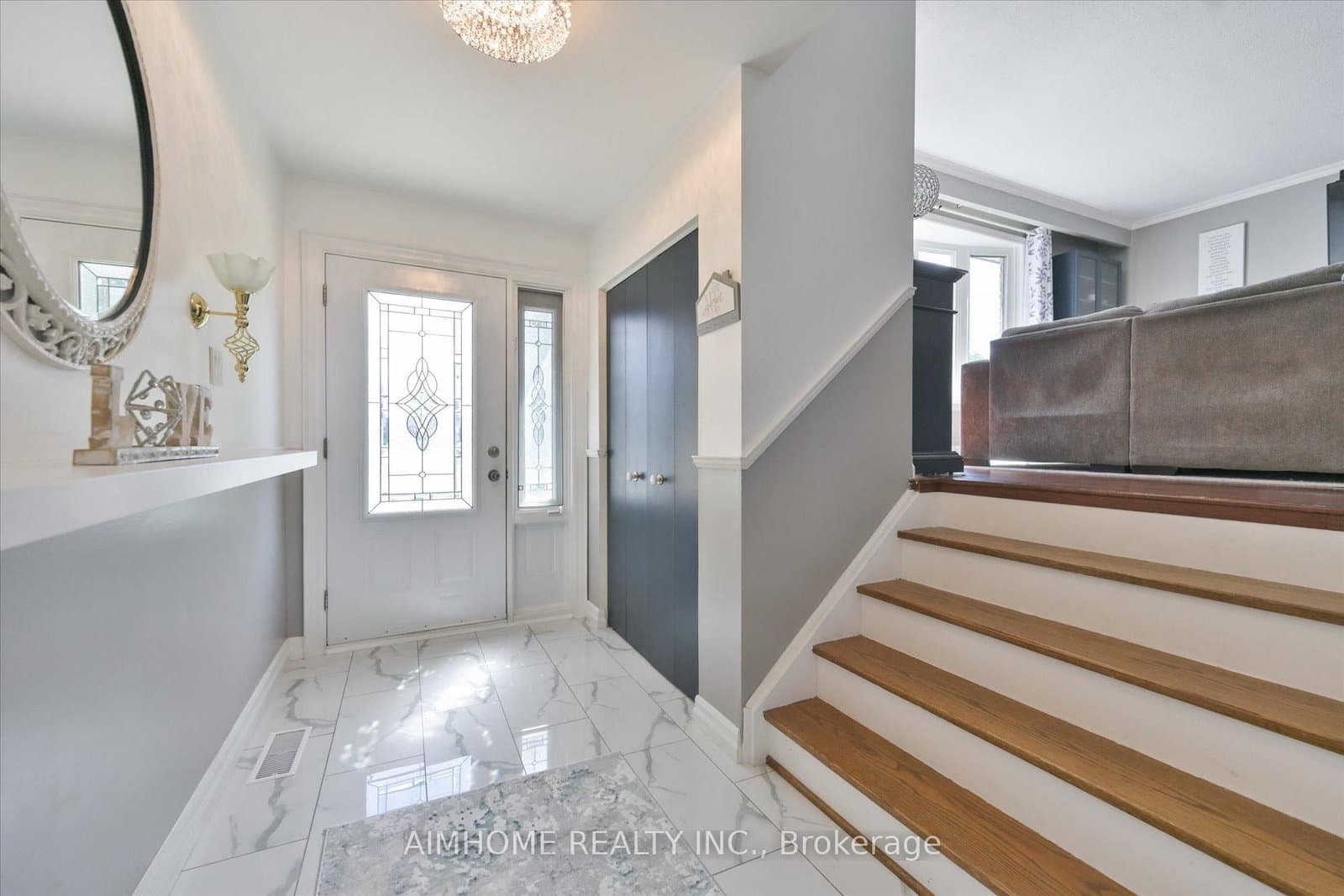 232 McMurchy Avenue thumbnail 5