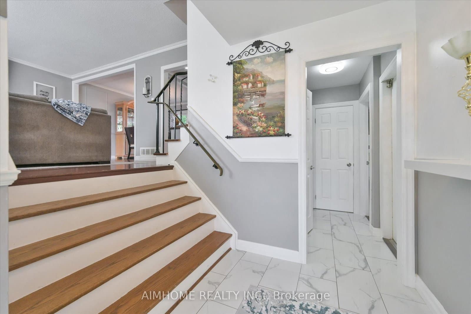 232 McMurchy Avenue thumbnail 6
