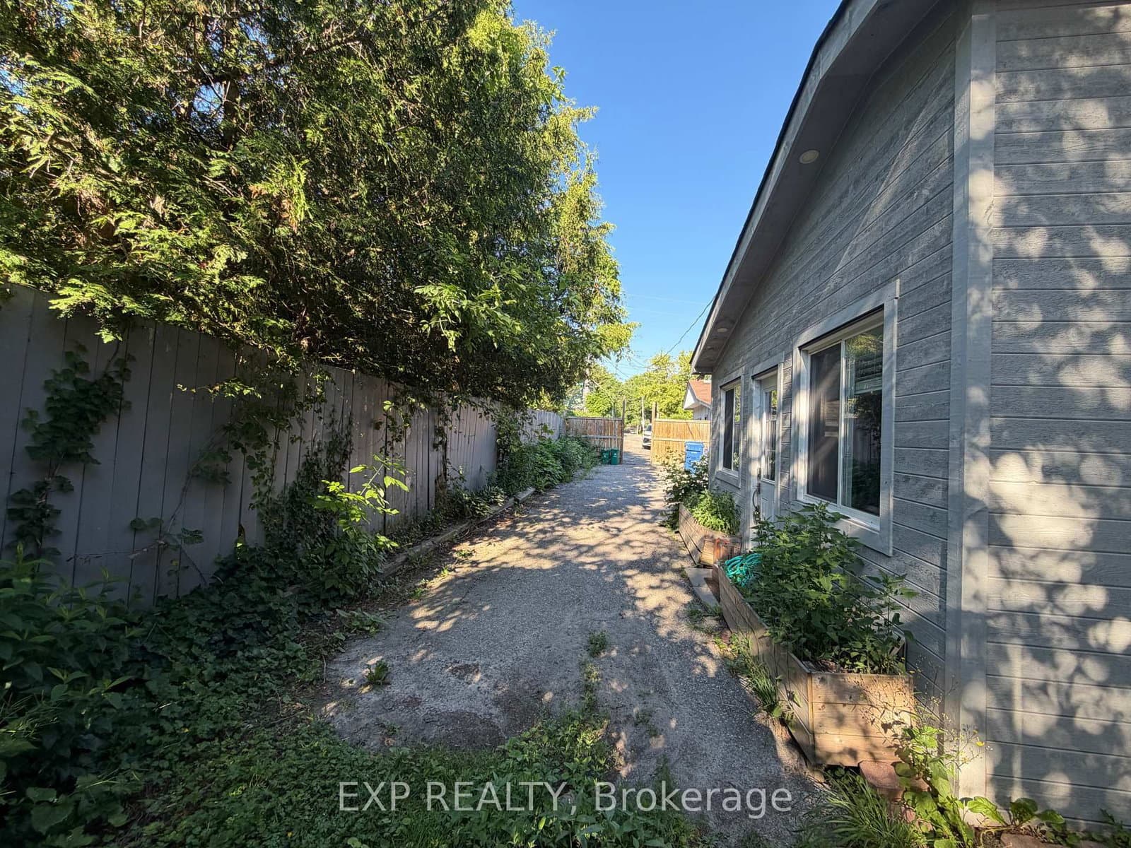 22 First Street, Unit Main thumbnail 17