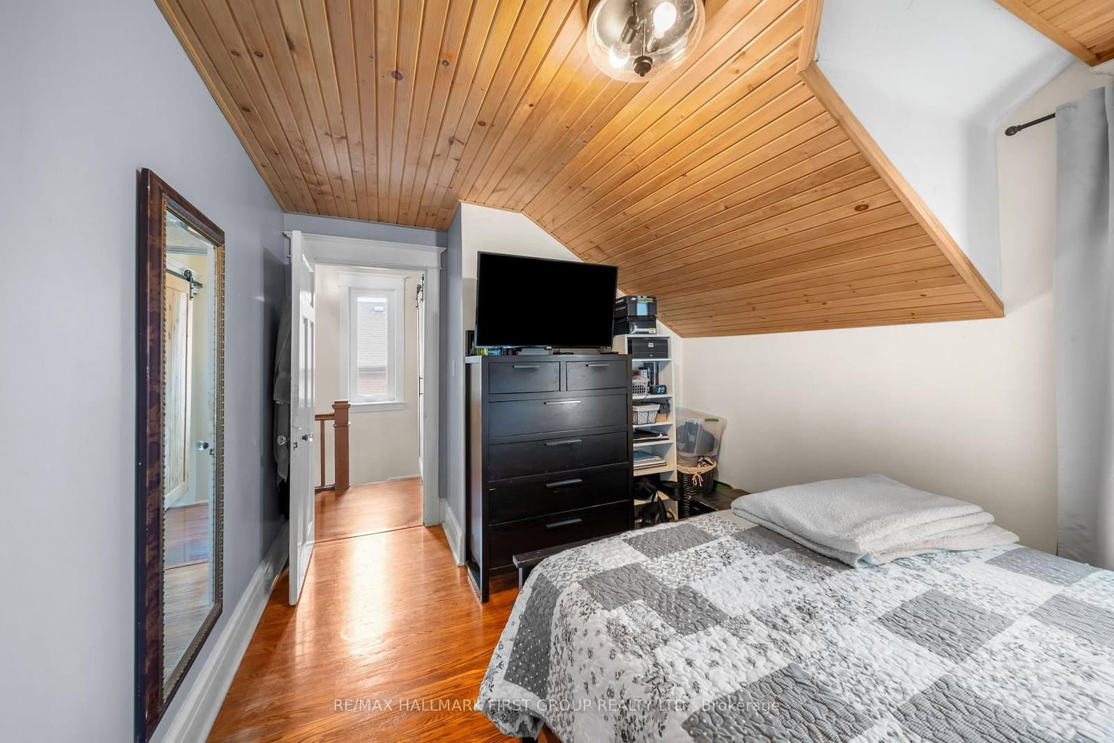 7 Mcmurchy Avenue S thumbnail 27