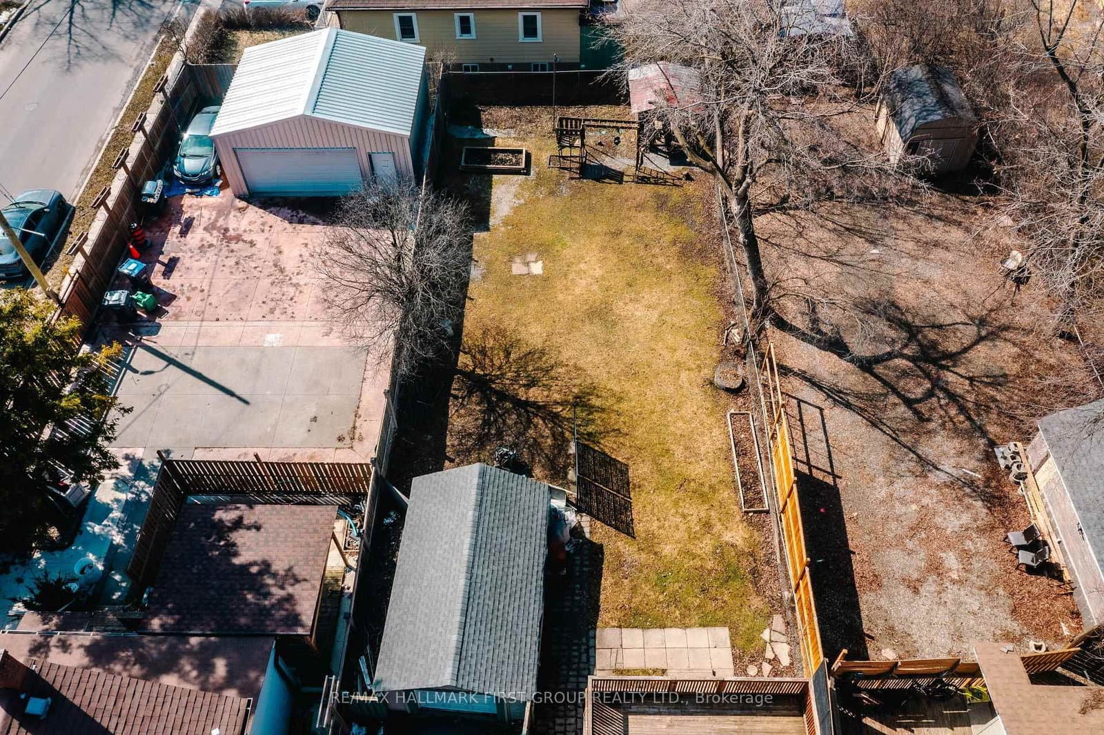 7 Mcmurchy Avenue S thumbnail 3