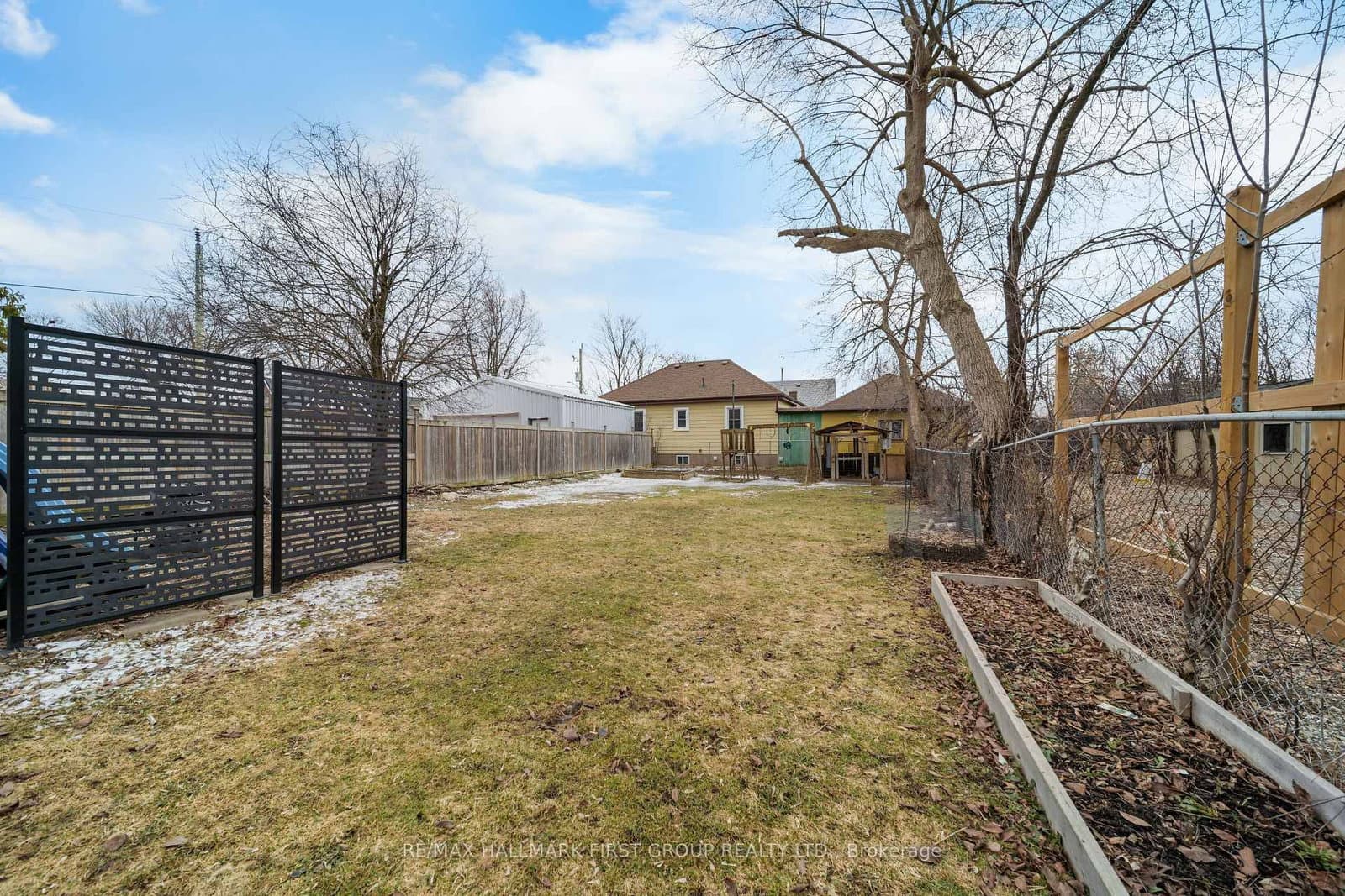 7 Mcmurchy Avenue S thumbnail 40