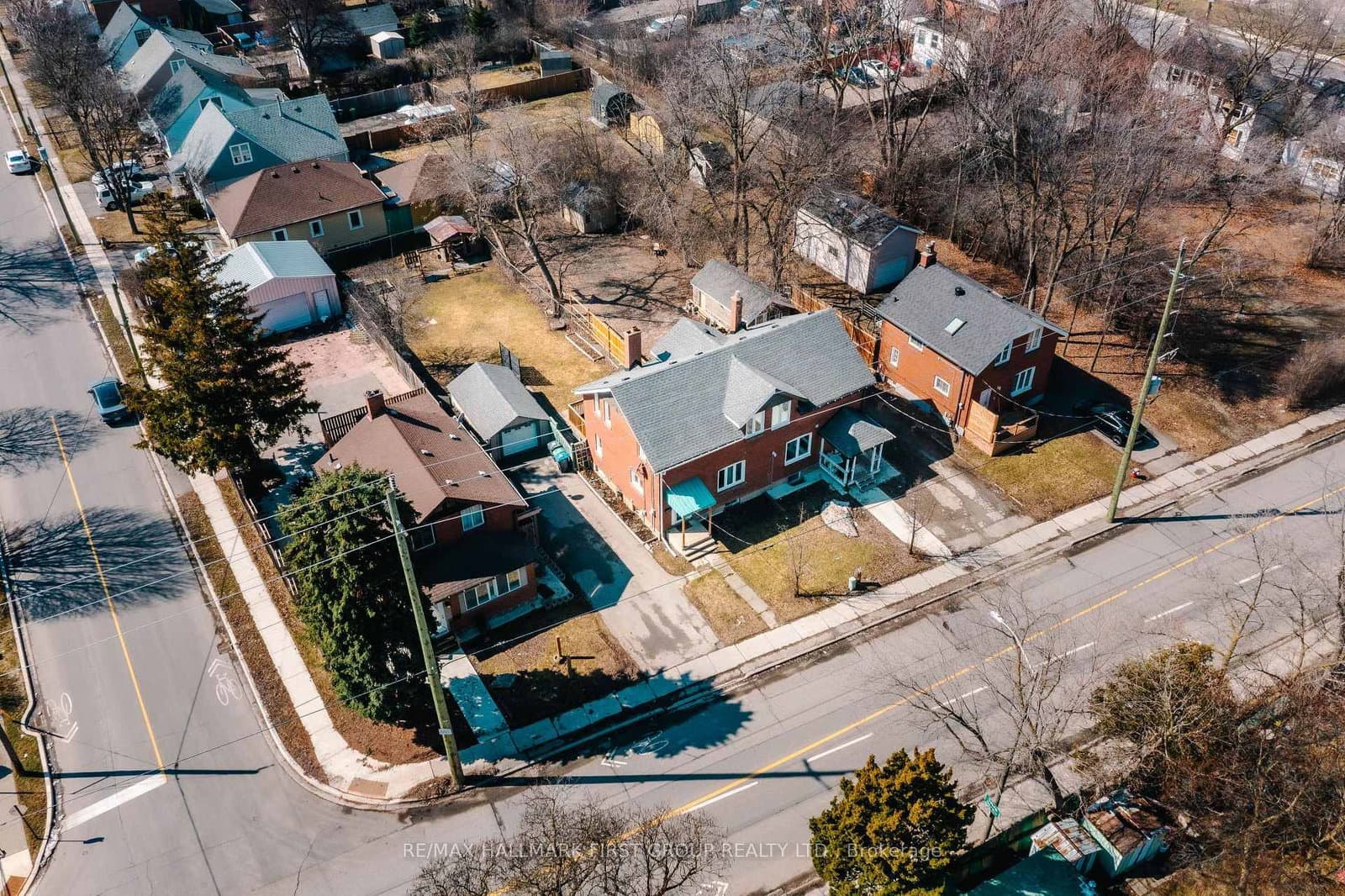 7 Mcmurchy Avenue S thumbnail 7