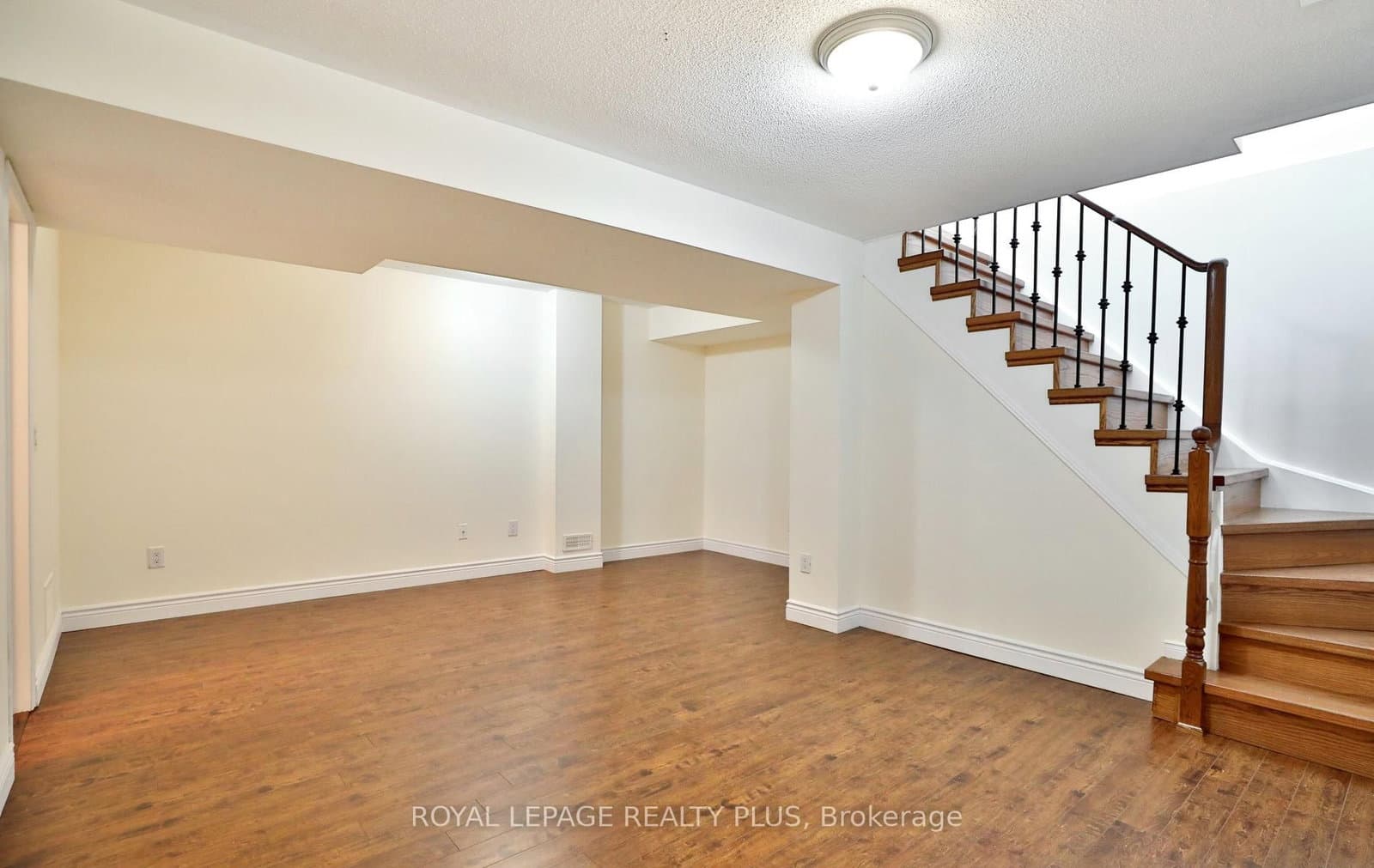 3877 Stardust Drive thumbnail 26