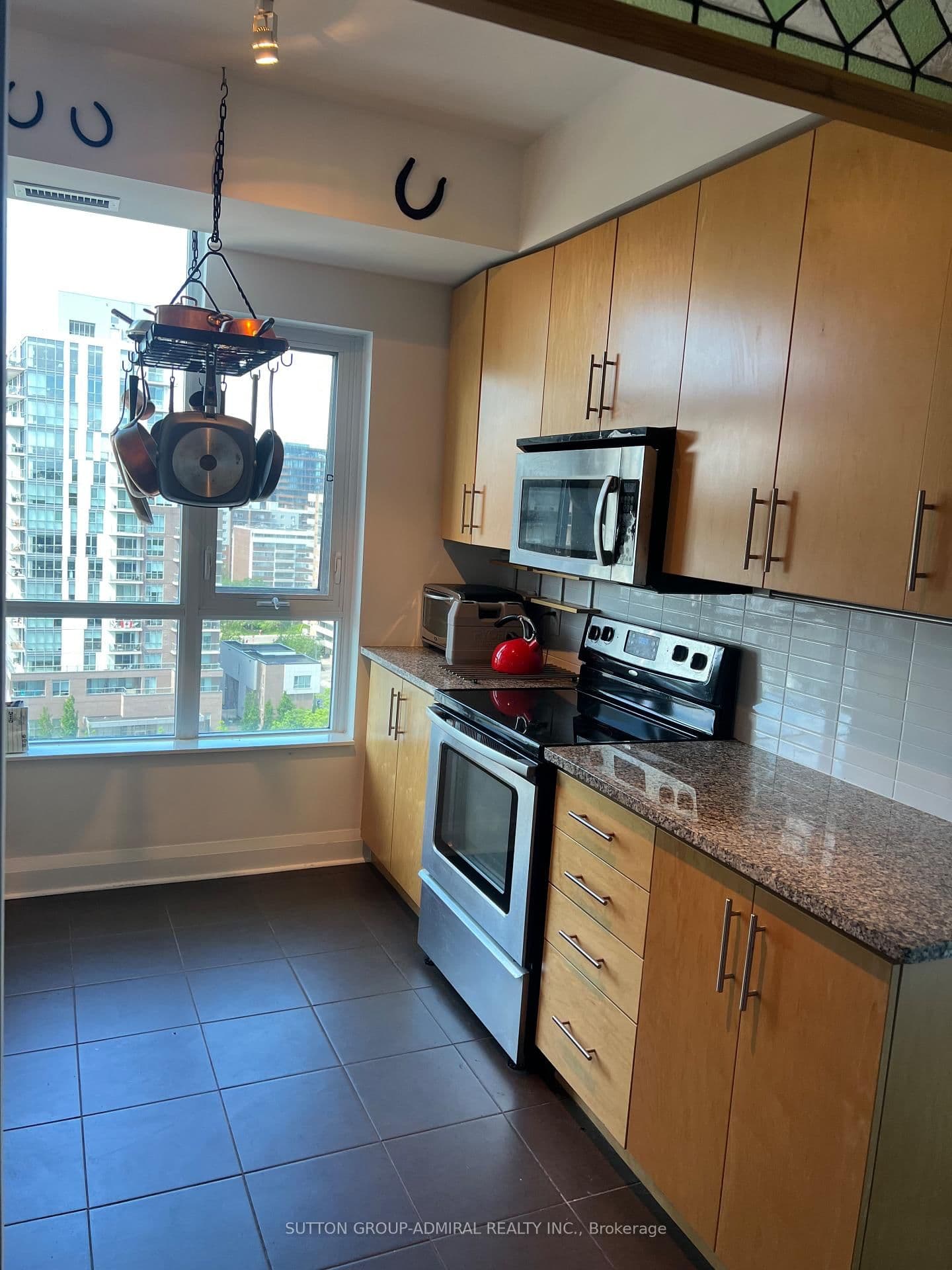 1 Hurontario Street, Unit 1108 thumbnail 11