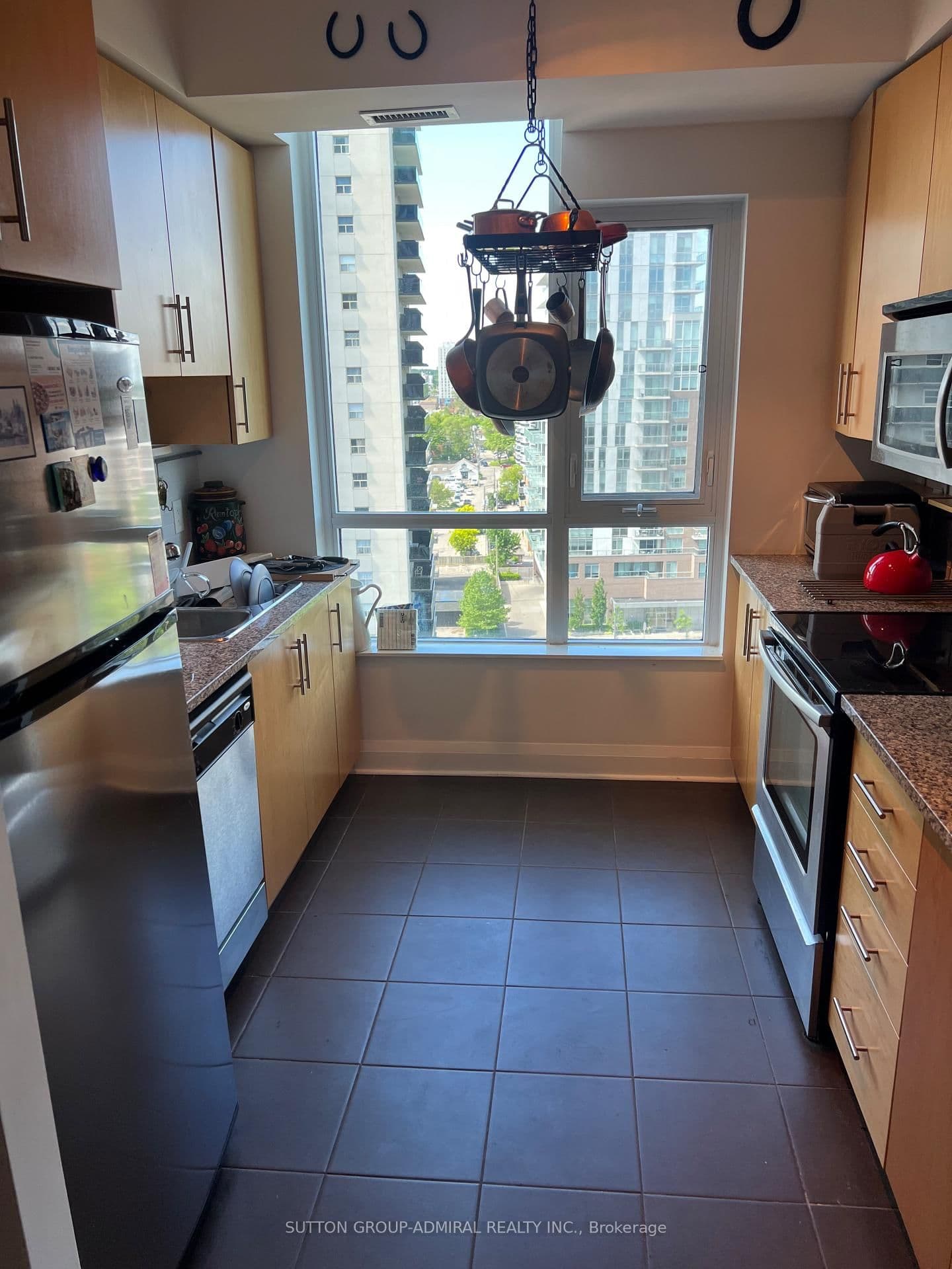 1 Hurontario Street, Unit 1108 thumbnail 12