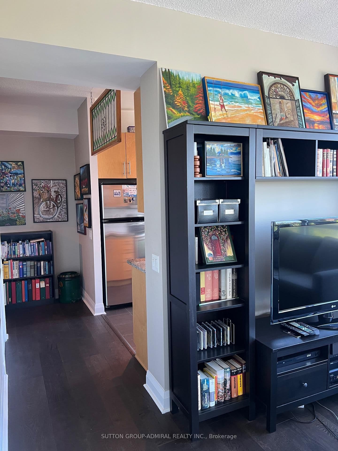 1 Hurontario Street, Unit 1108 thumbnail 18