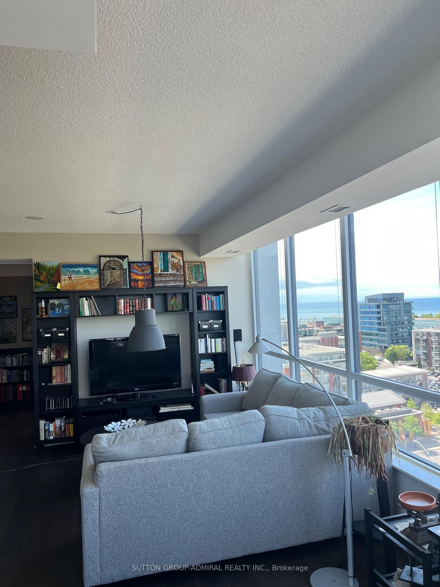 1 Hurontario Street, Unit 1108 thumbnail 20