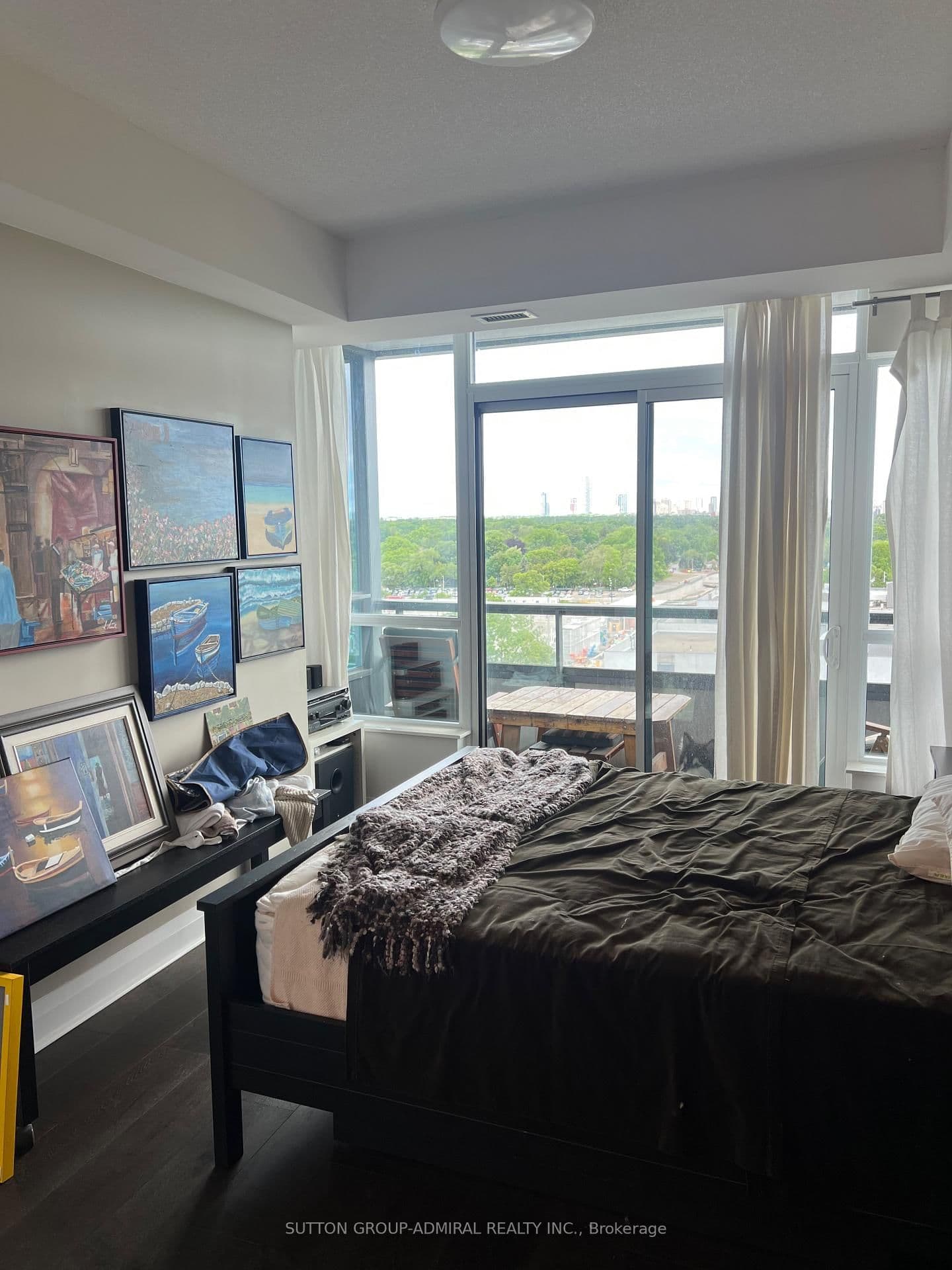 1 Hurontario Street, Unit 1108 thumbnail 29