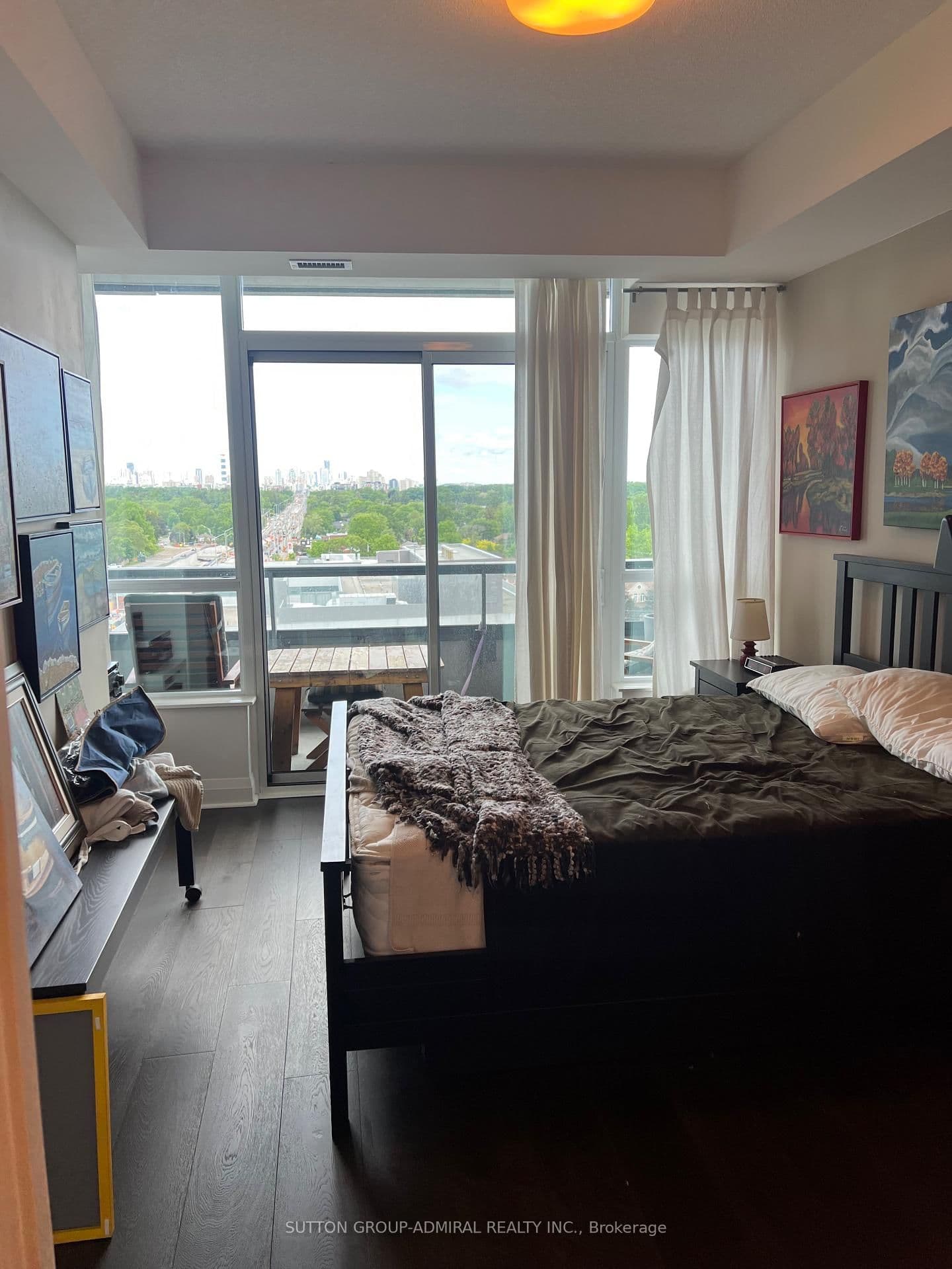 1 Hurontario Street, Unit 1108 thumbnail 30