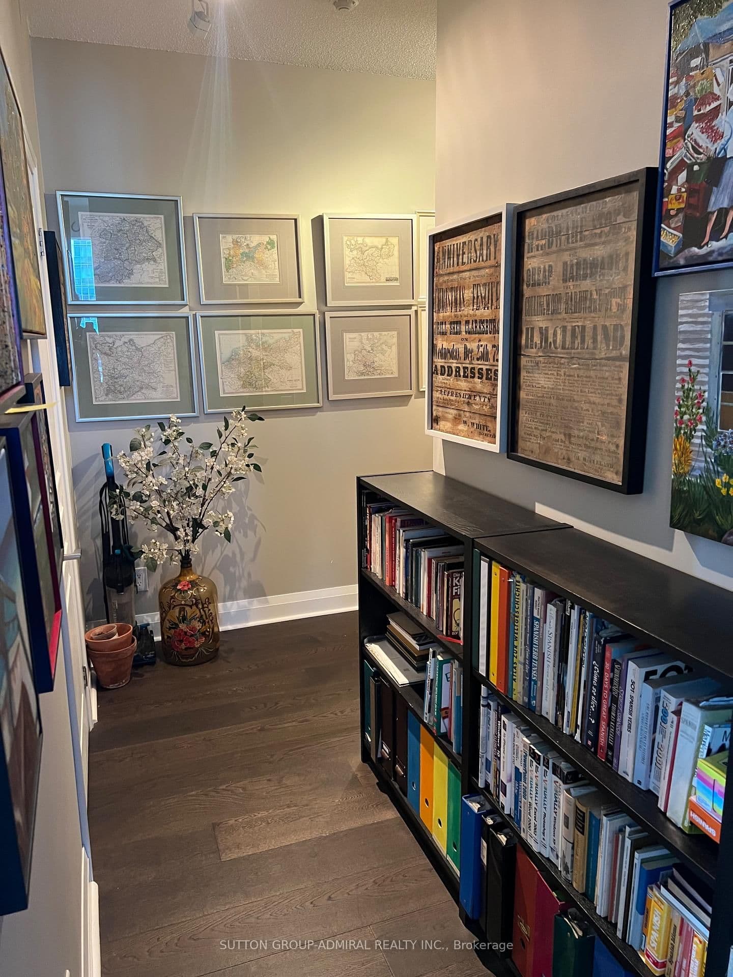 1 Hurontario Street, Unit 1108 thumbnail 9