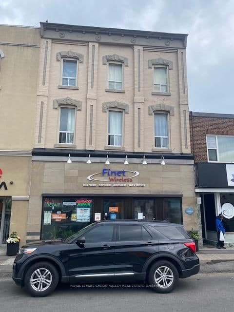 45 Main Street N - Image 1
