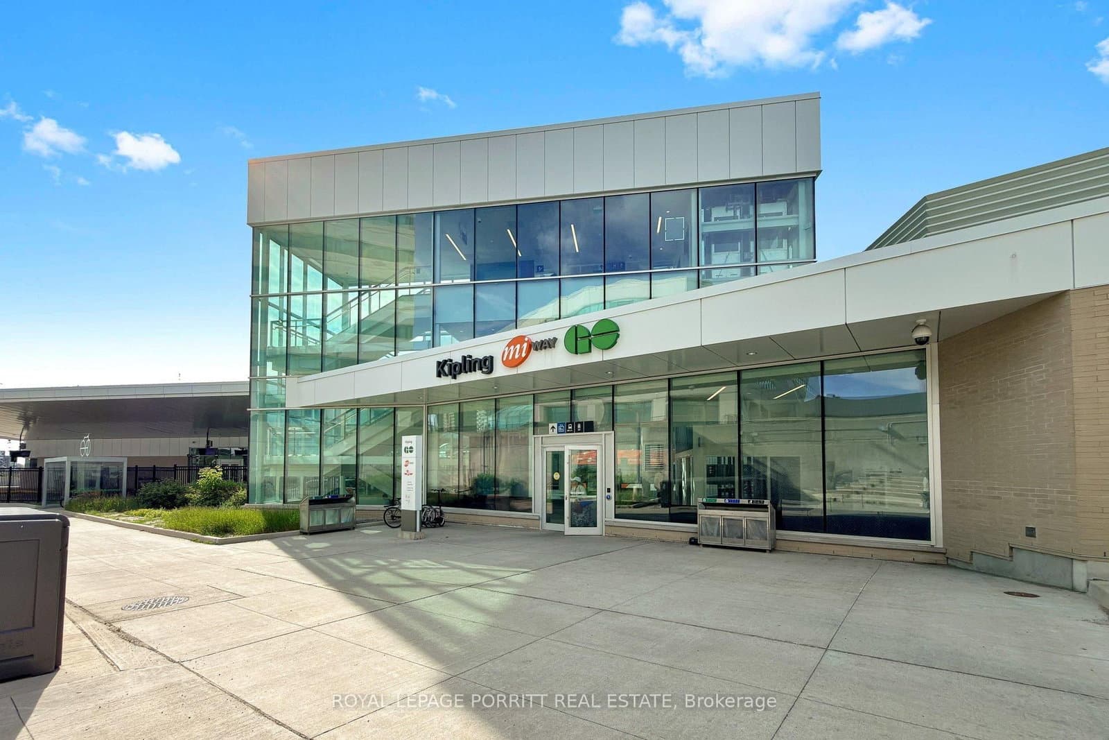 101 Subway Crescent, Unit 414 thumbnail 23
