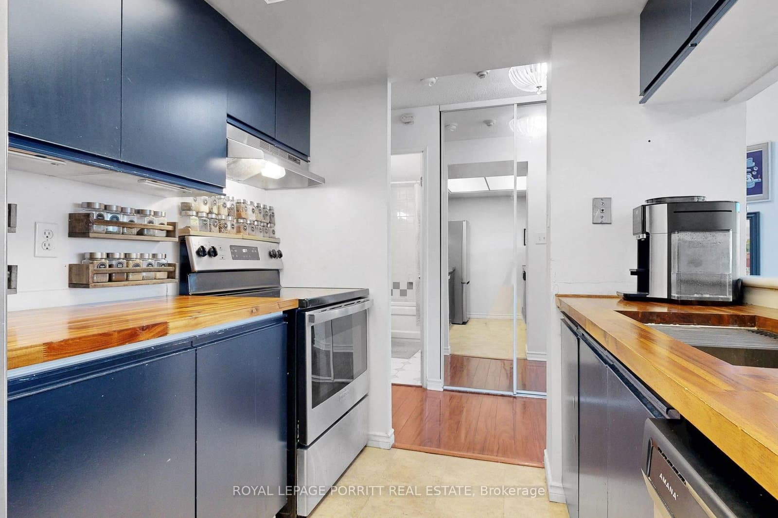 101 Subway Crescent, Unit 414 thumbnail 6