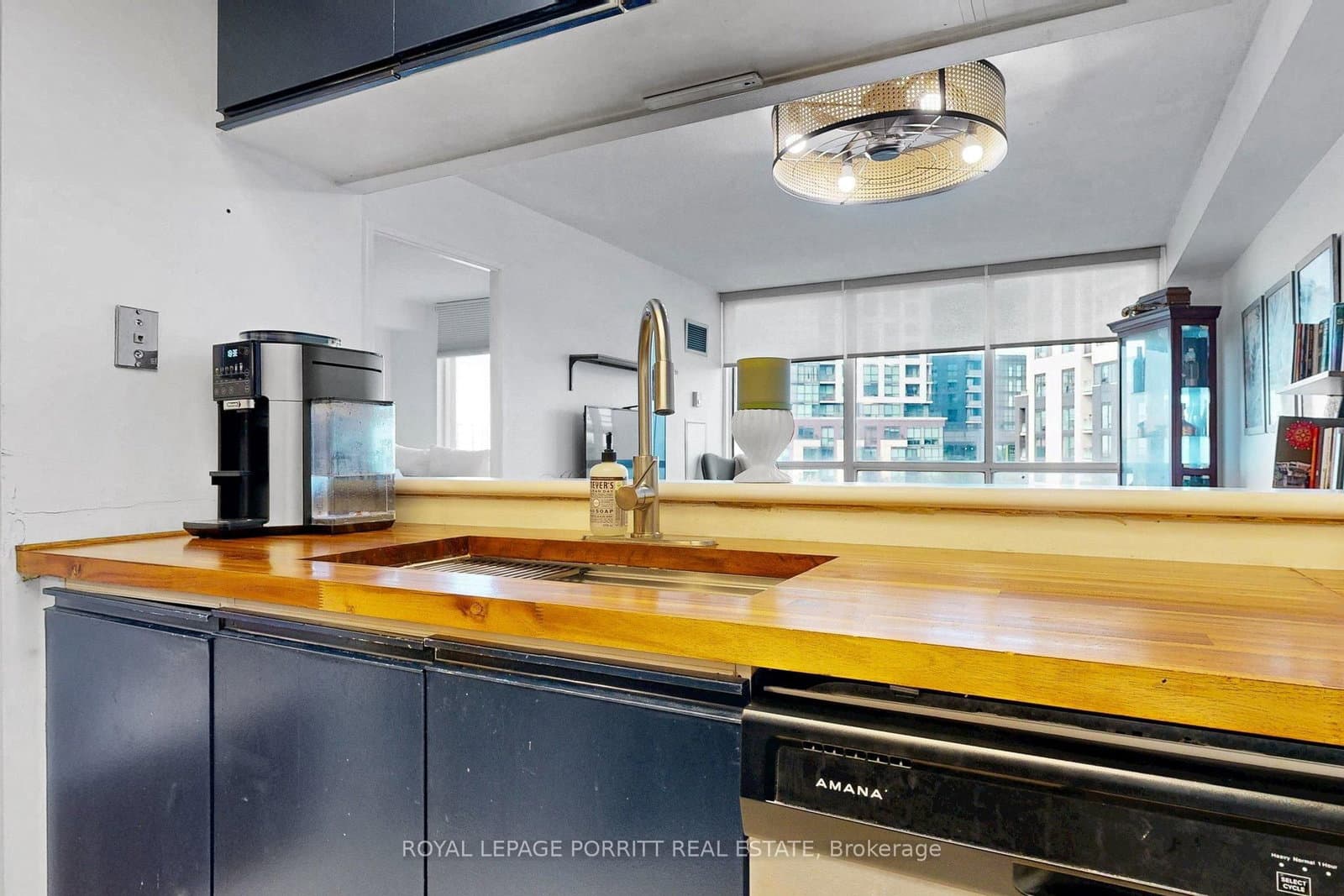 101 Subway Crescent, Unit 414 thumbnail 7