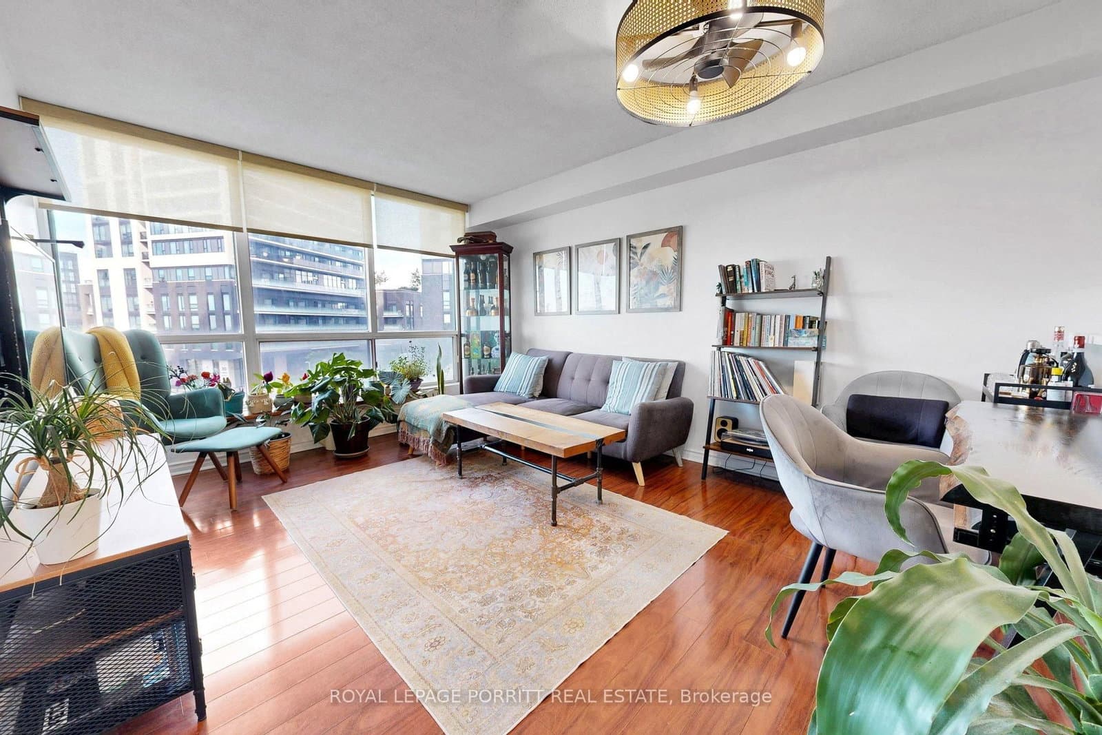 101 Subway Crescent, Unit 414 thumbnail 8